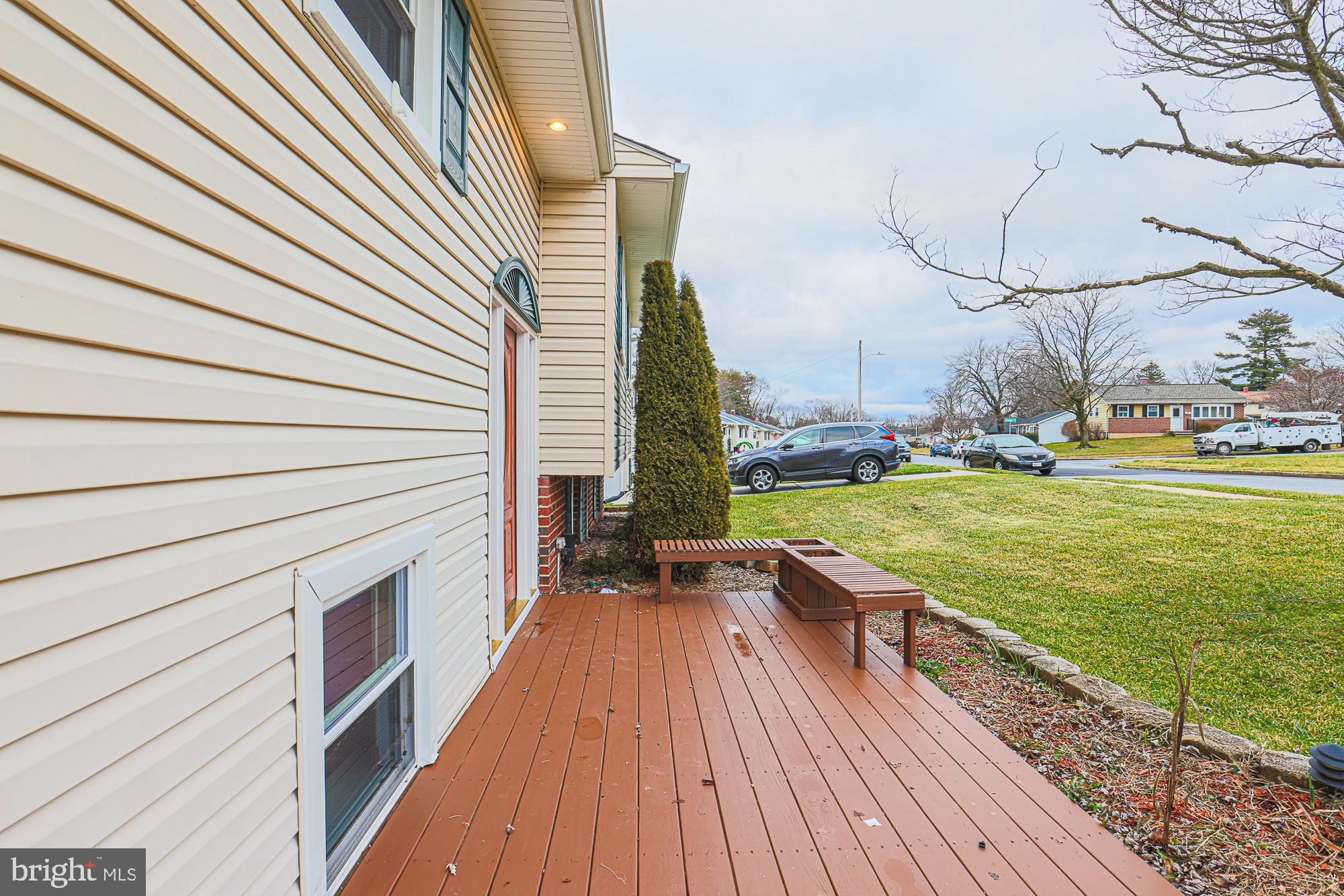 SUBURBIA - Residential