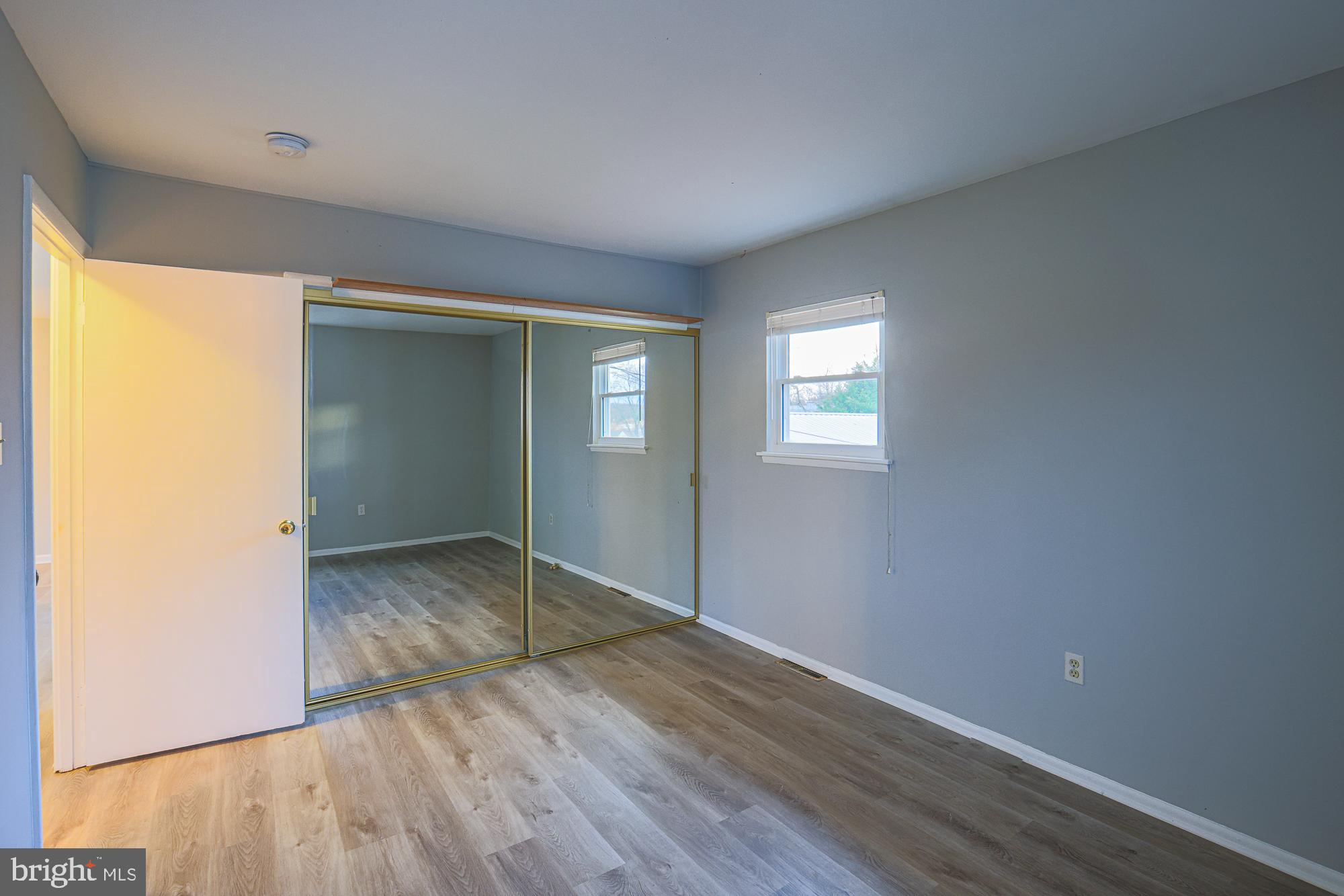 SUBURBIA - Residential