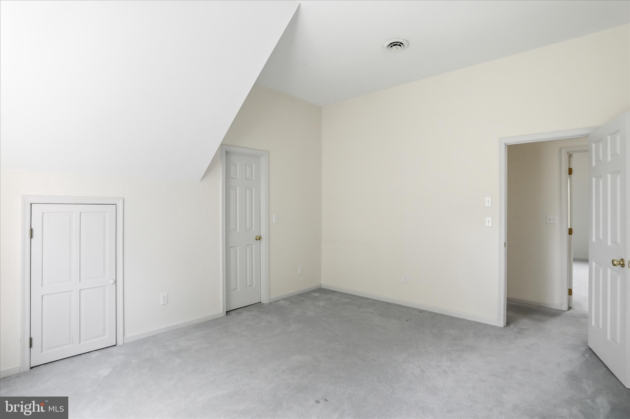 MONTGOMERY TWP - Residential