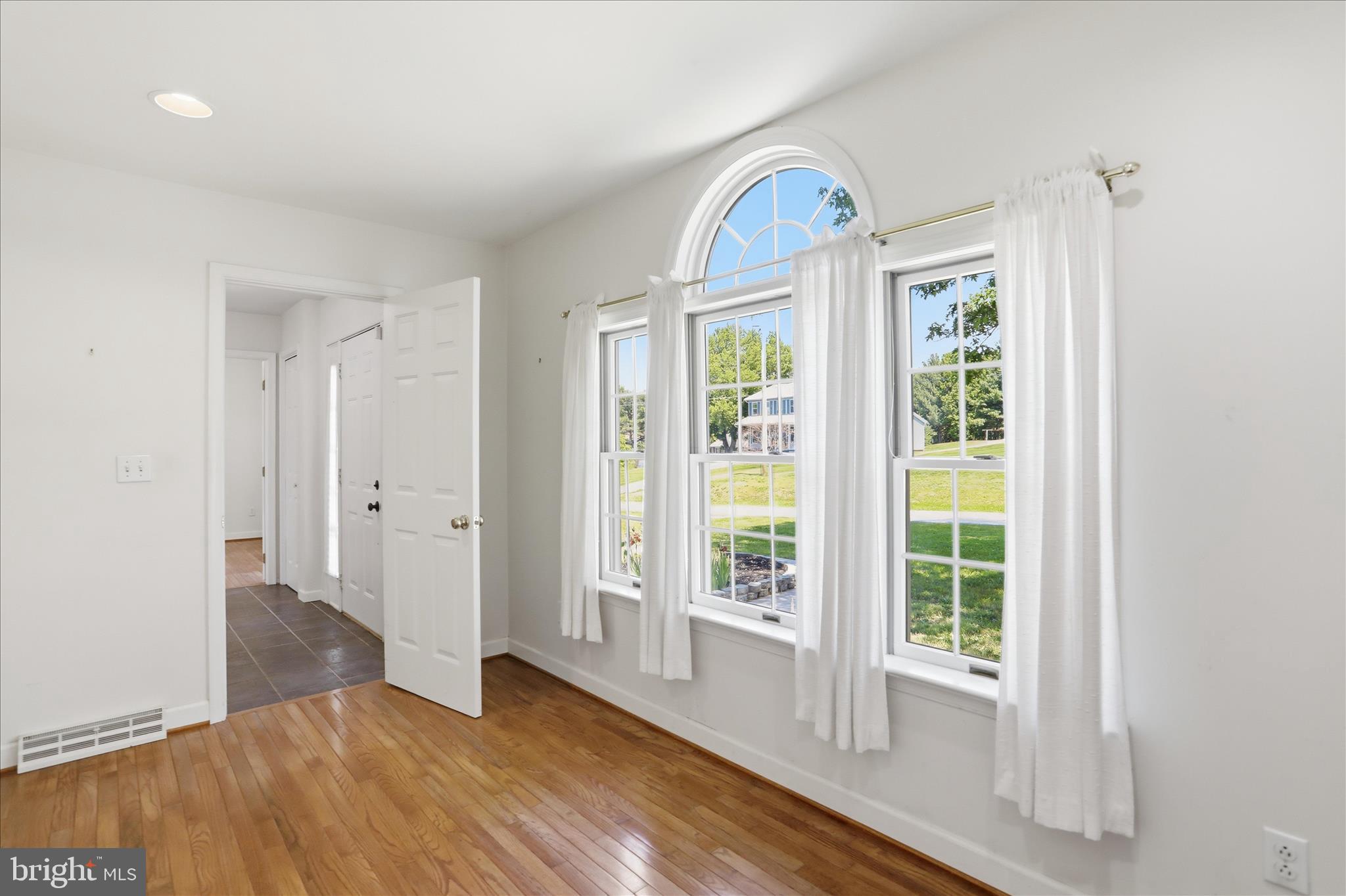 MONTGOMERY TWP - Residential