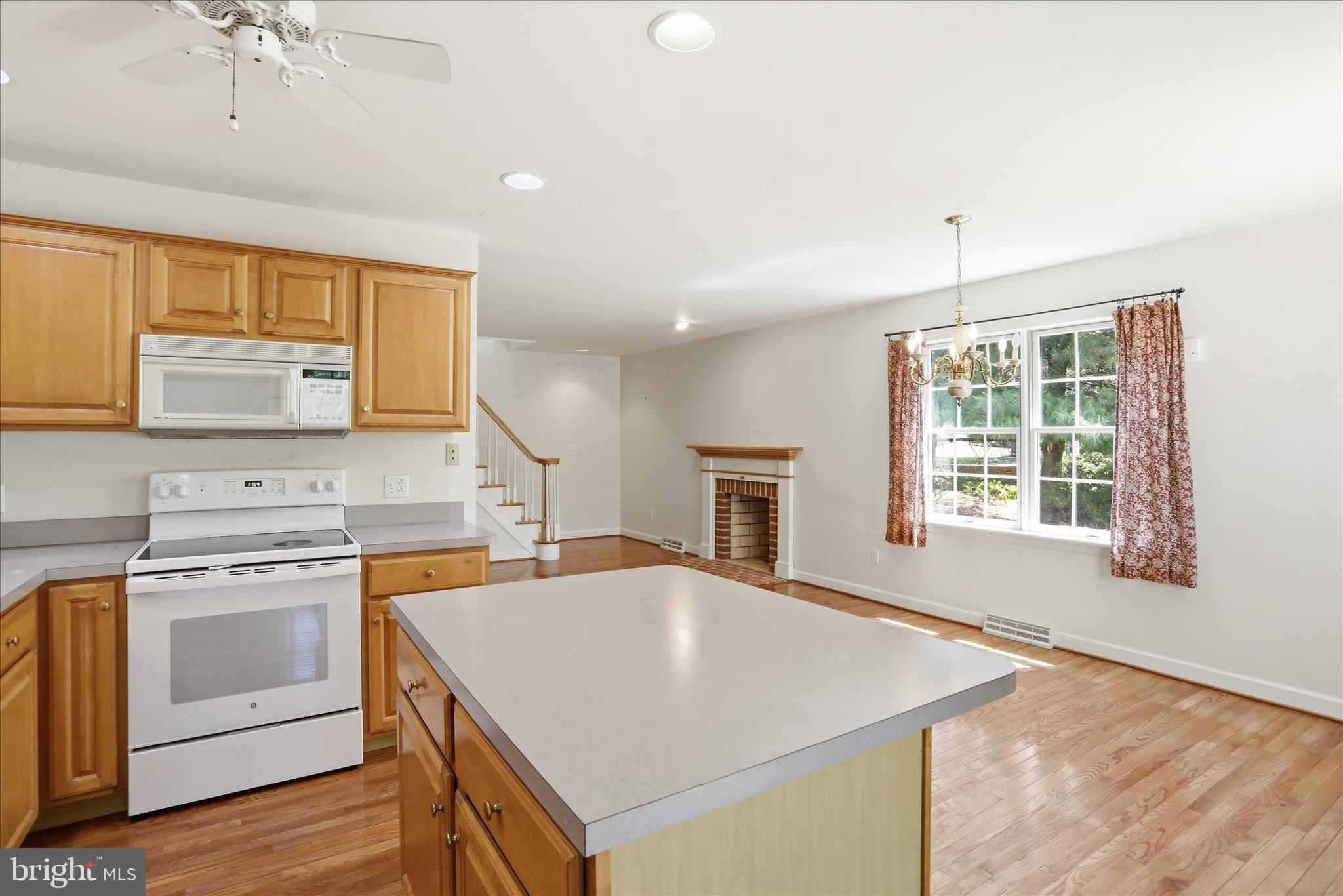 MONTGOMERY TWP - Residential