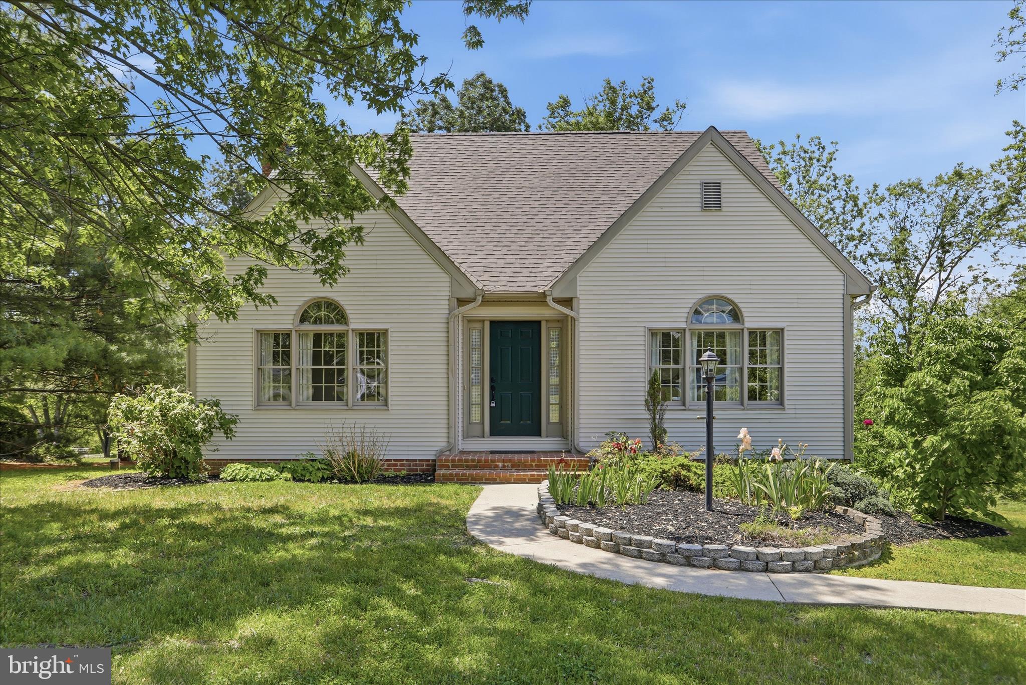 MONTGOMERY TWP - Residential