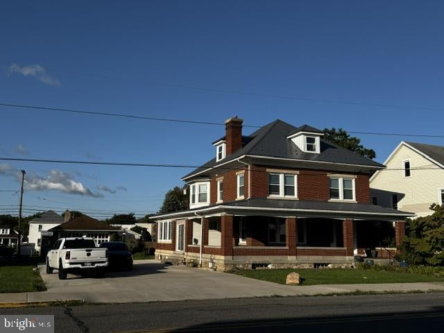 422 S MAIN