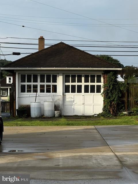 422 S MAIN