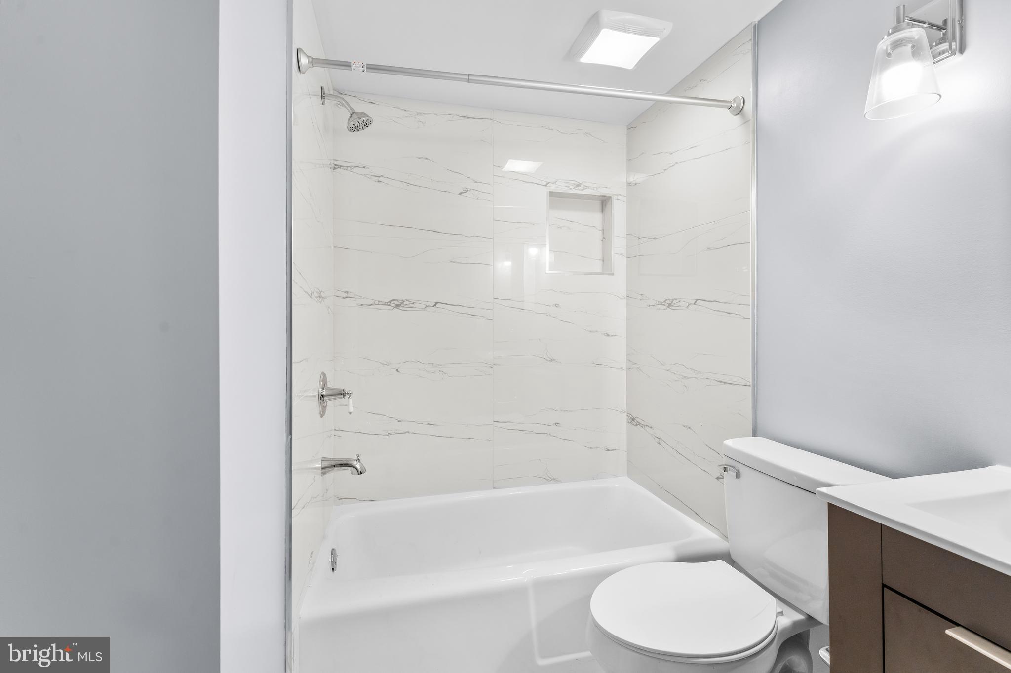 DEANWOOD - Residential