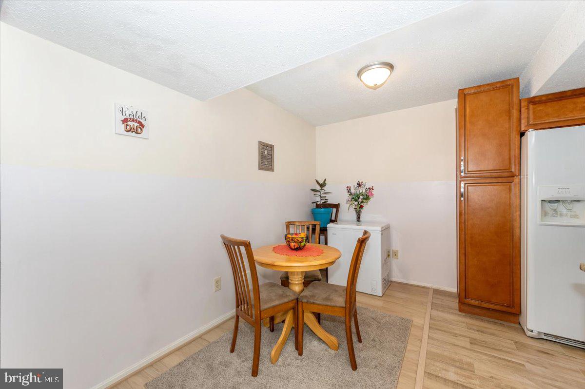 FOX CHAPEL AT TUDOR KNOLLS - Residential