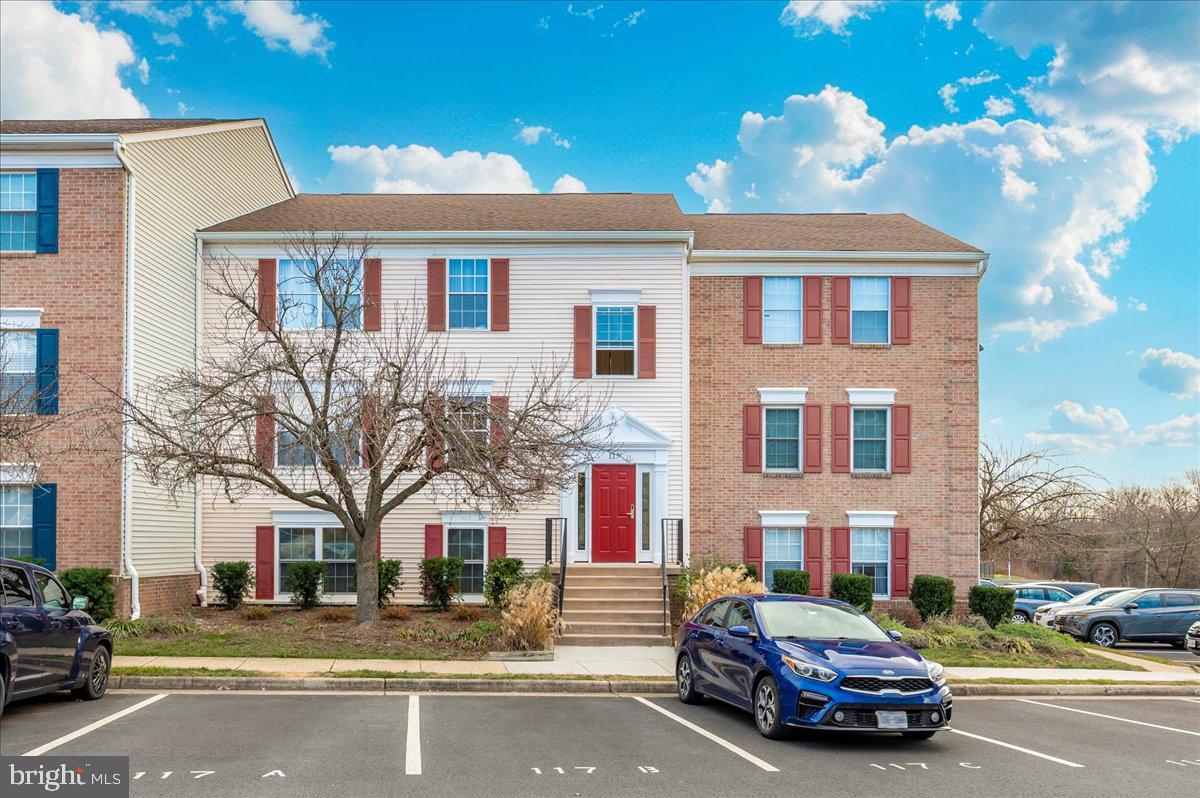 FOX CHAPEL AT TUDOR KNOLLS - Residential