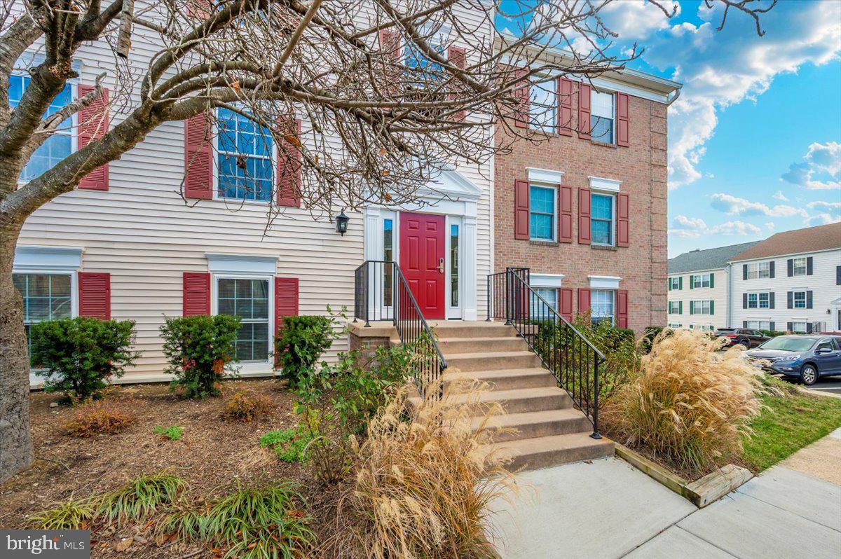 FOX CHAPEL AT TUDOR KNOLLS - Residential