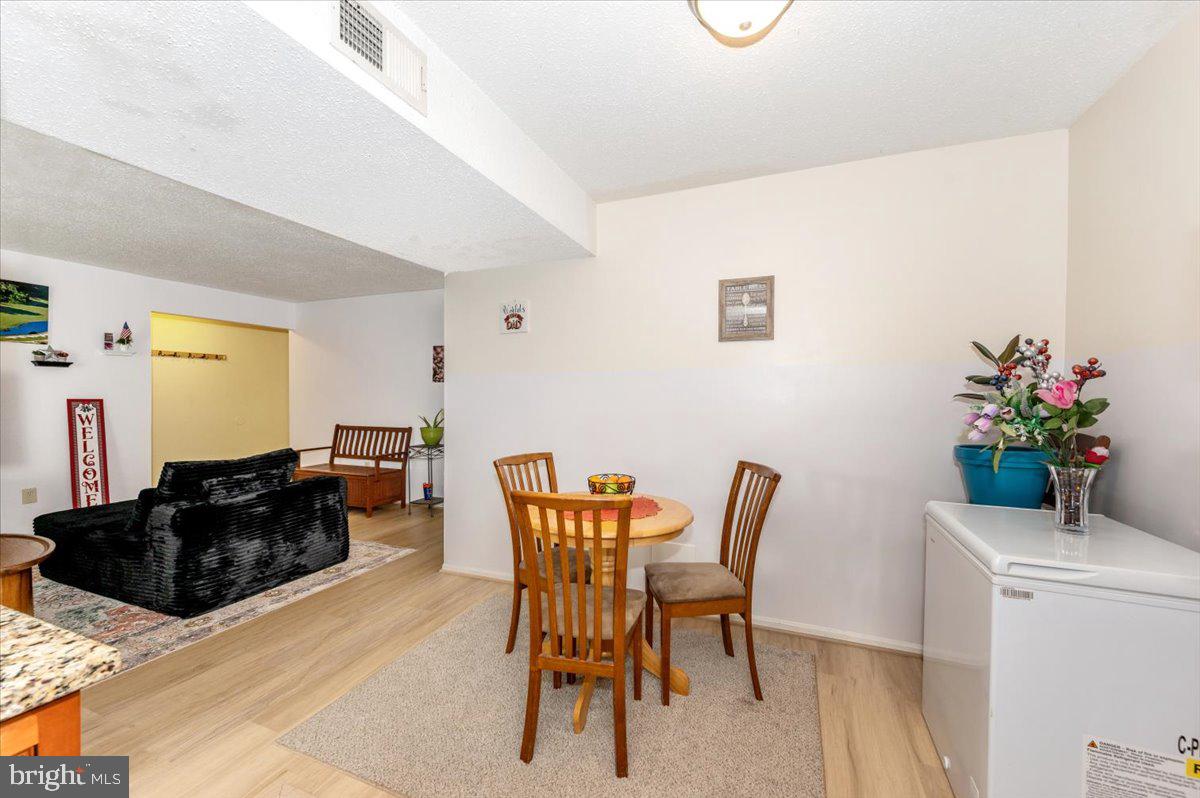 FOX CHAPEL AT TUDOR KNOLLS - Residential