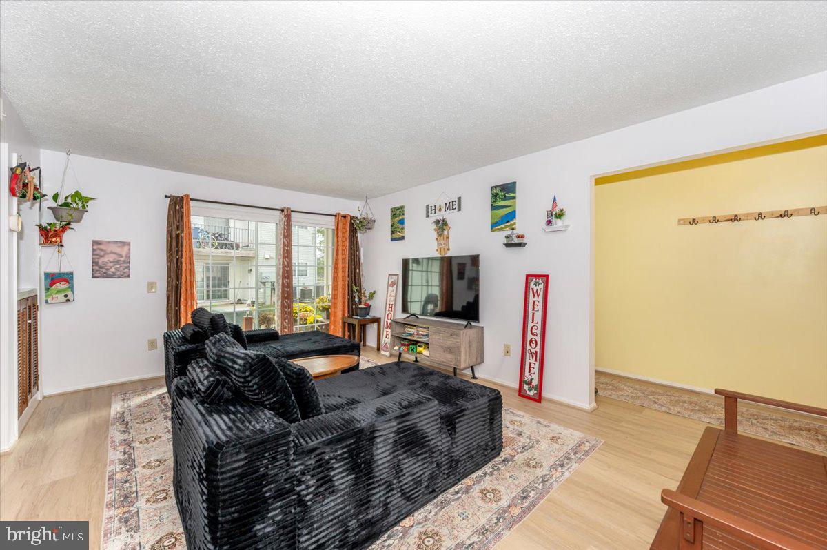 FOX CHAPEL AT TUDOR KNOLLS - Residential