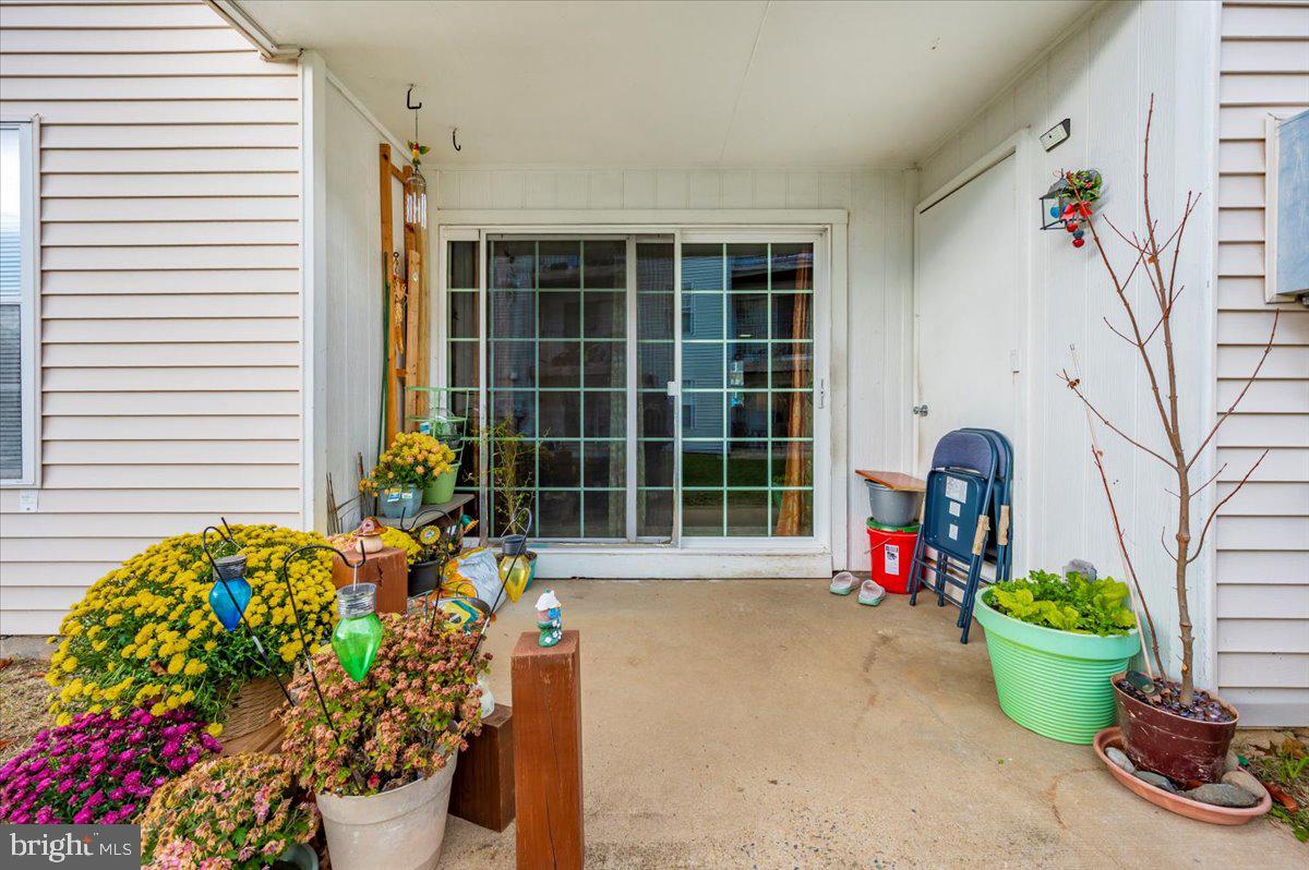 FOX CHAPEL AT TUDOR KNOLLS - Residential