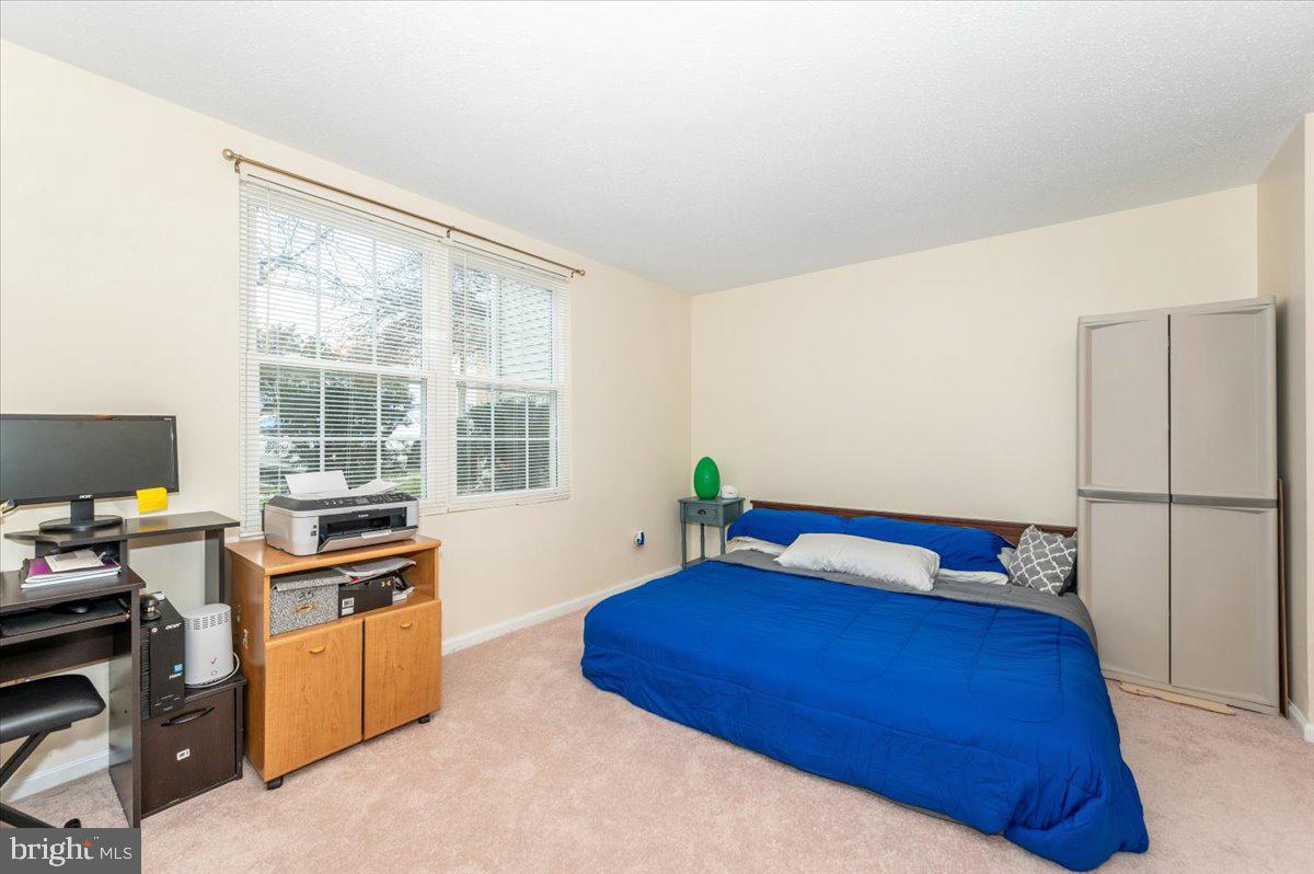 FOX CHAPEL AT TUDOR KNOLLS - Residential