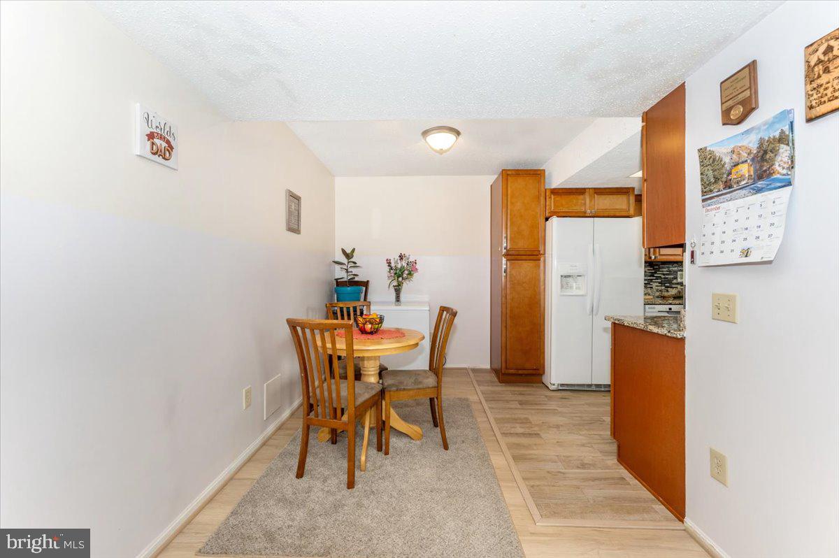 FOX CHAPEL AT TUDOR KNOLLS - Residential