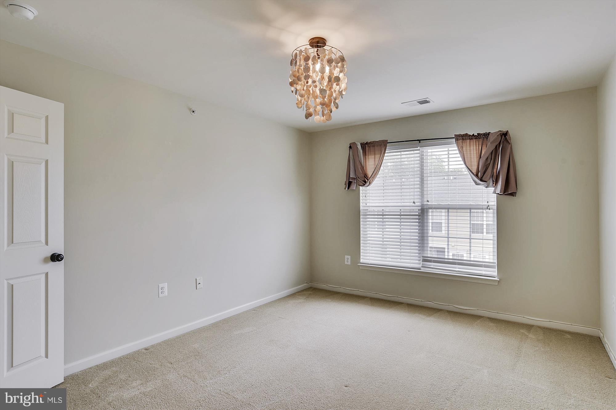 MARKET CENTER CONDOMINIUM - Residential