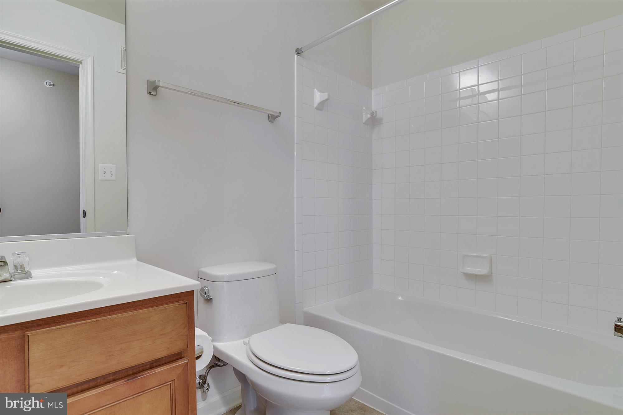 MARKET CENTER CONDOMINIUM - Residential