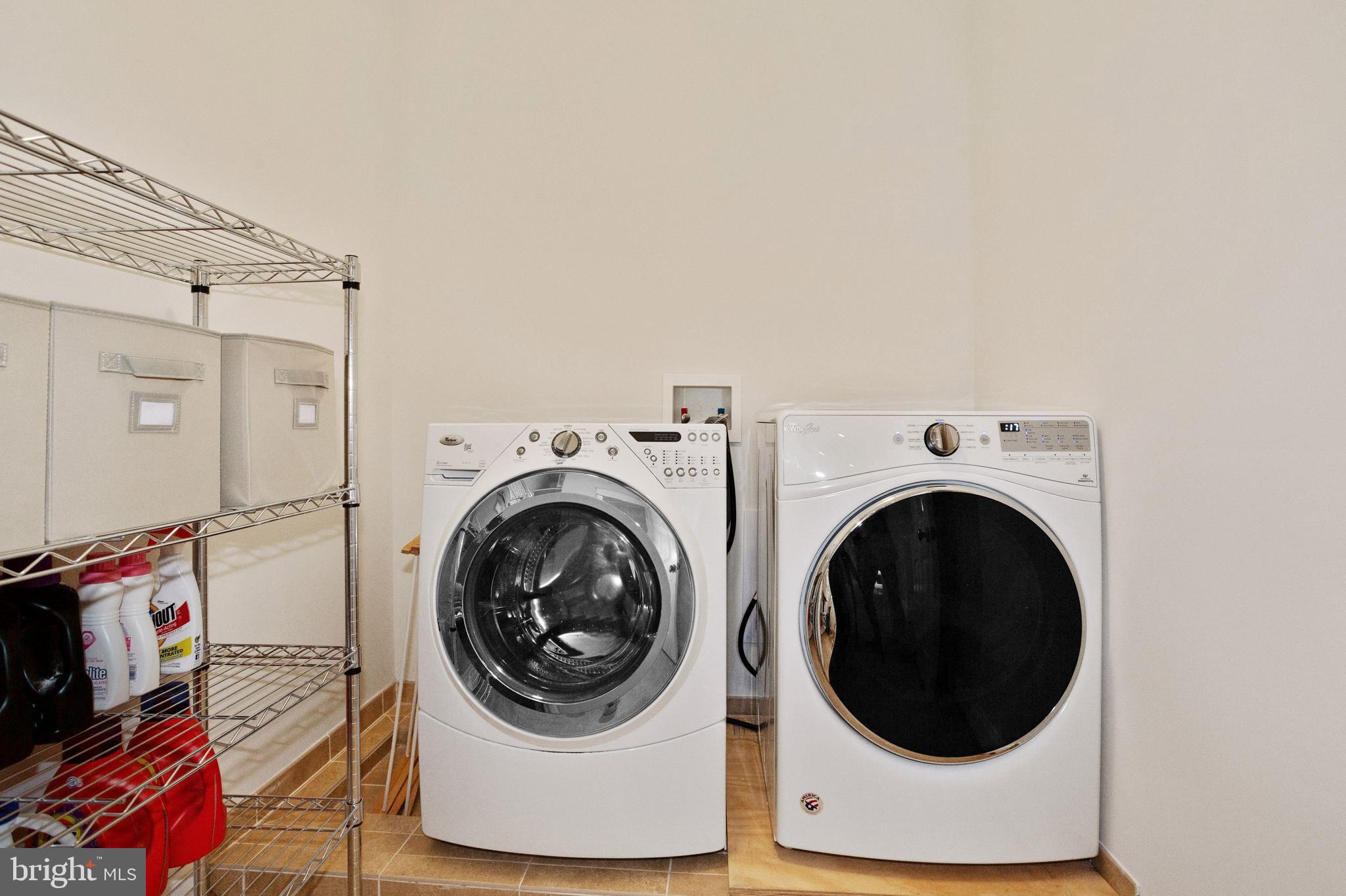 LEEWAY HEIGHTS - Residential