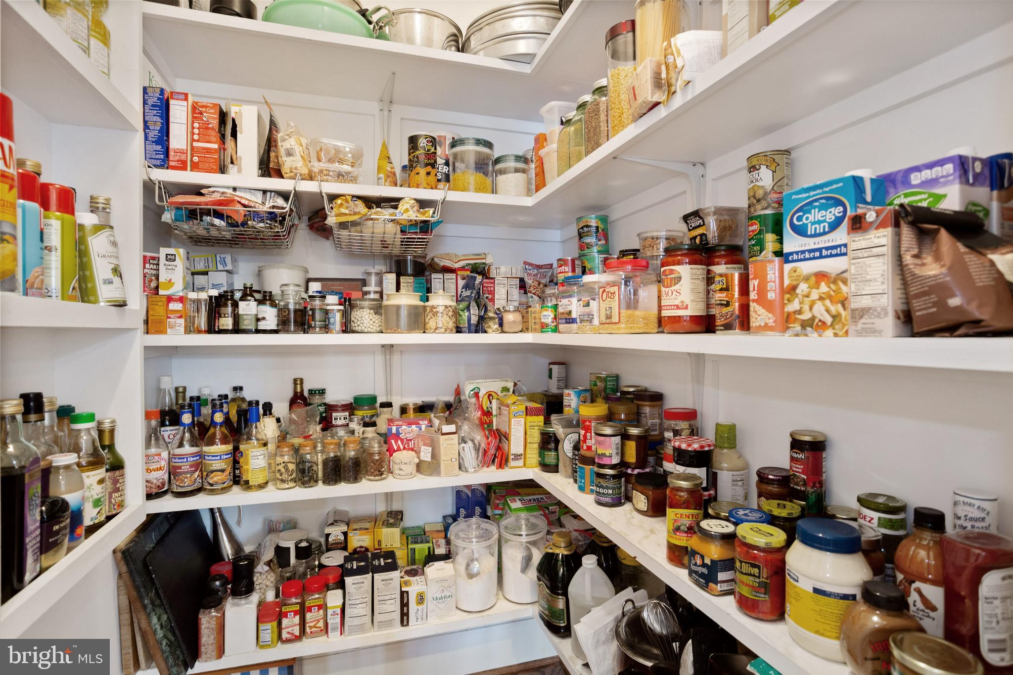 LEEWAY HEIGHTS - Residential