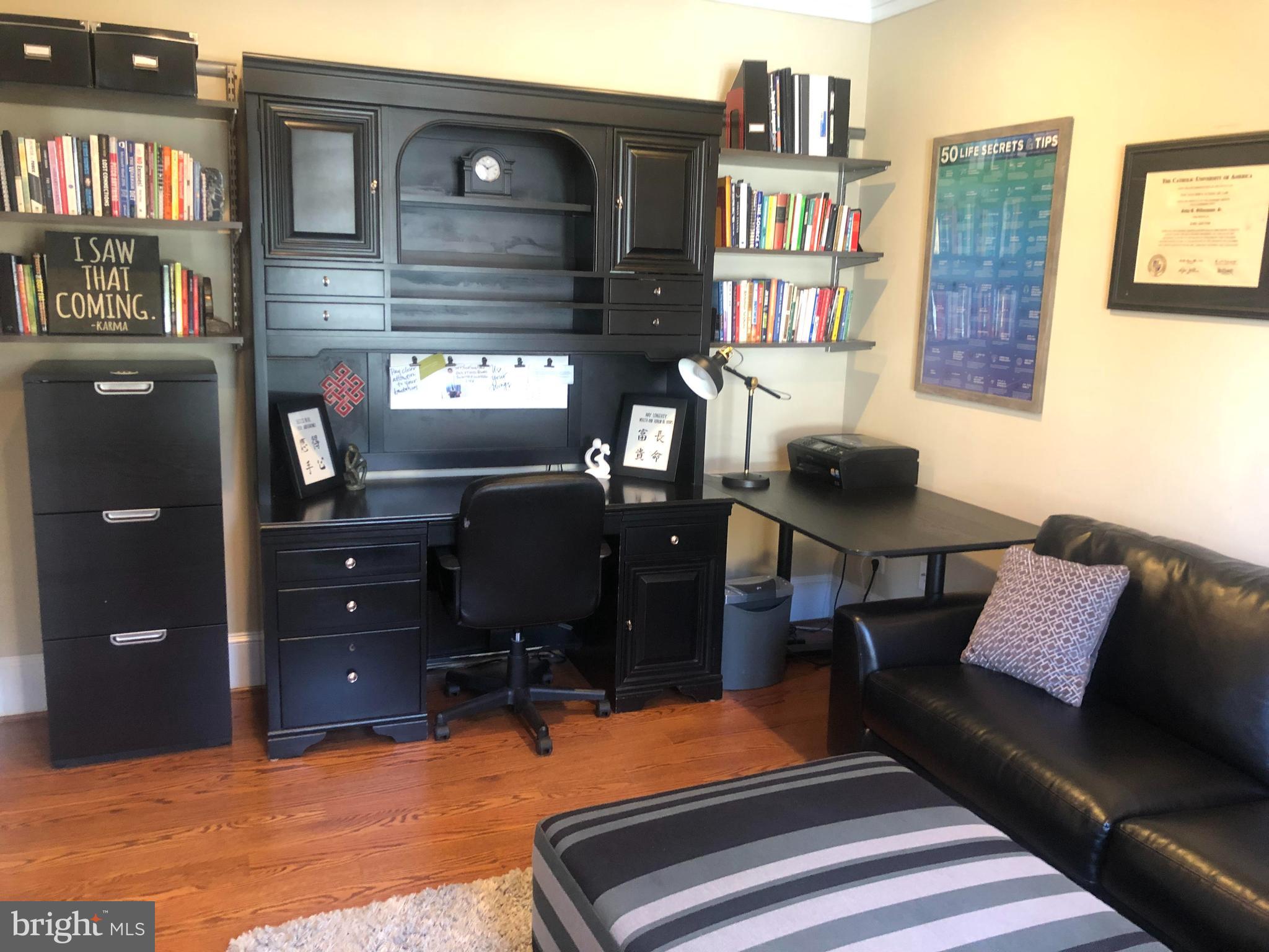 LEEWAY HEIGHTS - Residential