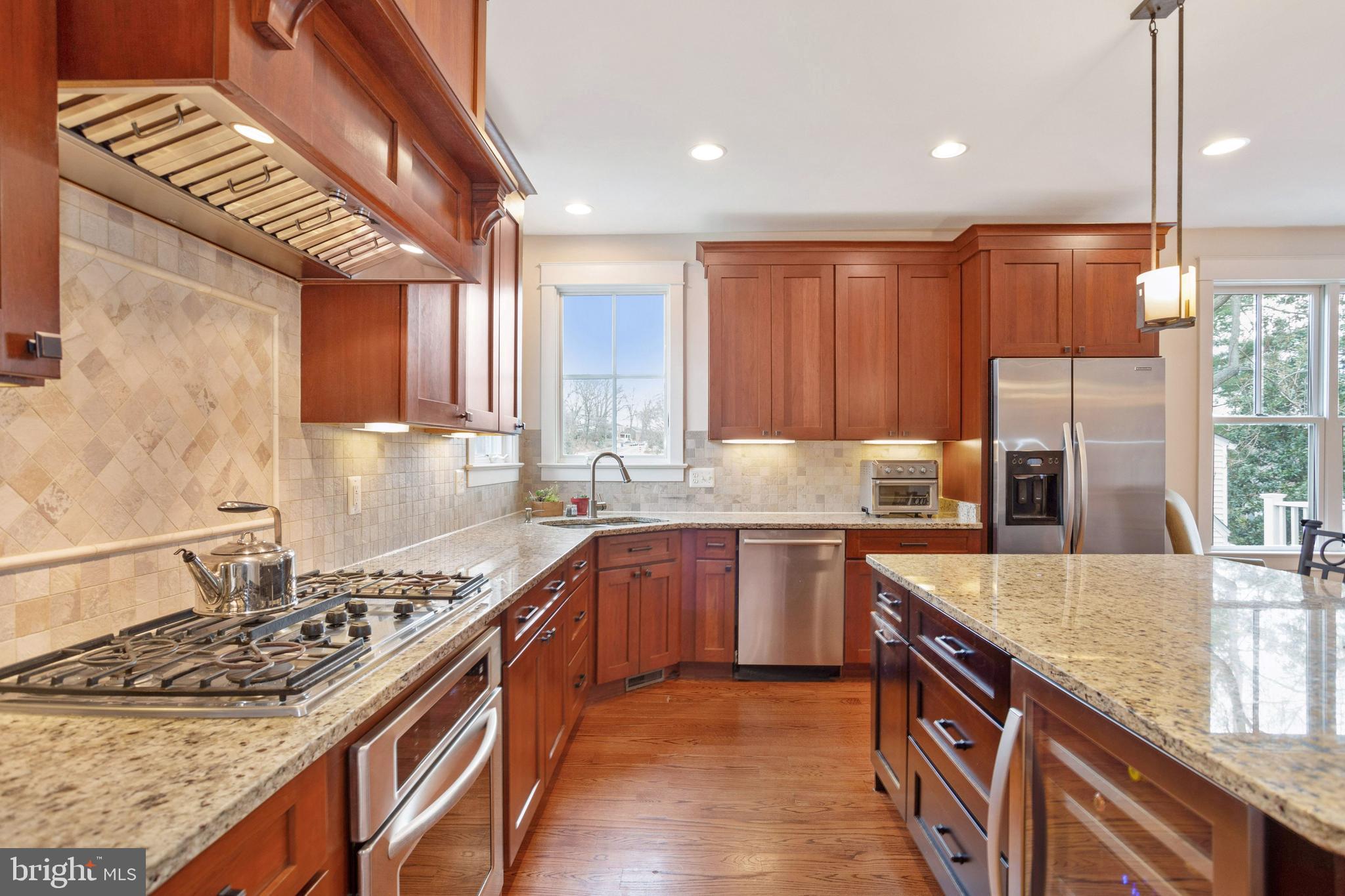 LEEWAY HEIGHTS - Residential