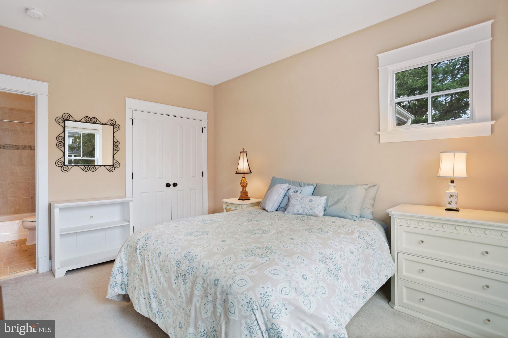 LEEWAY HEIGHTS - Residential