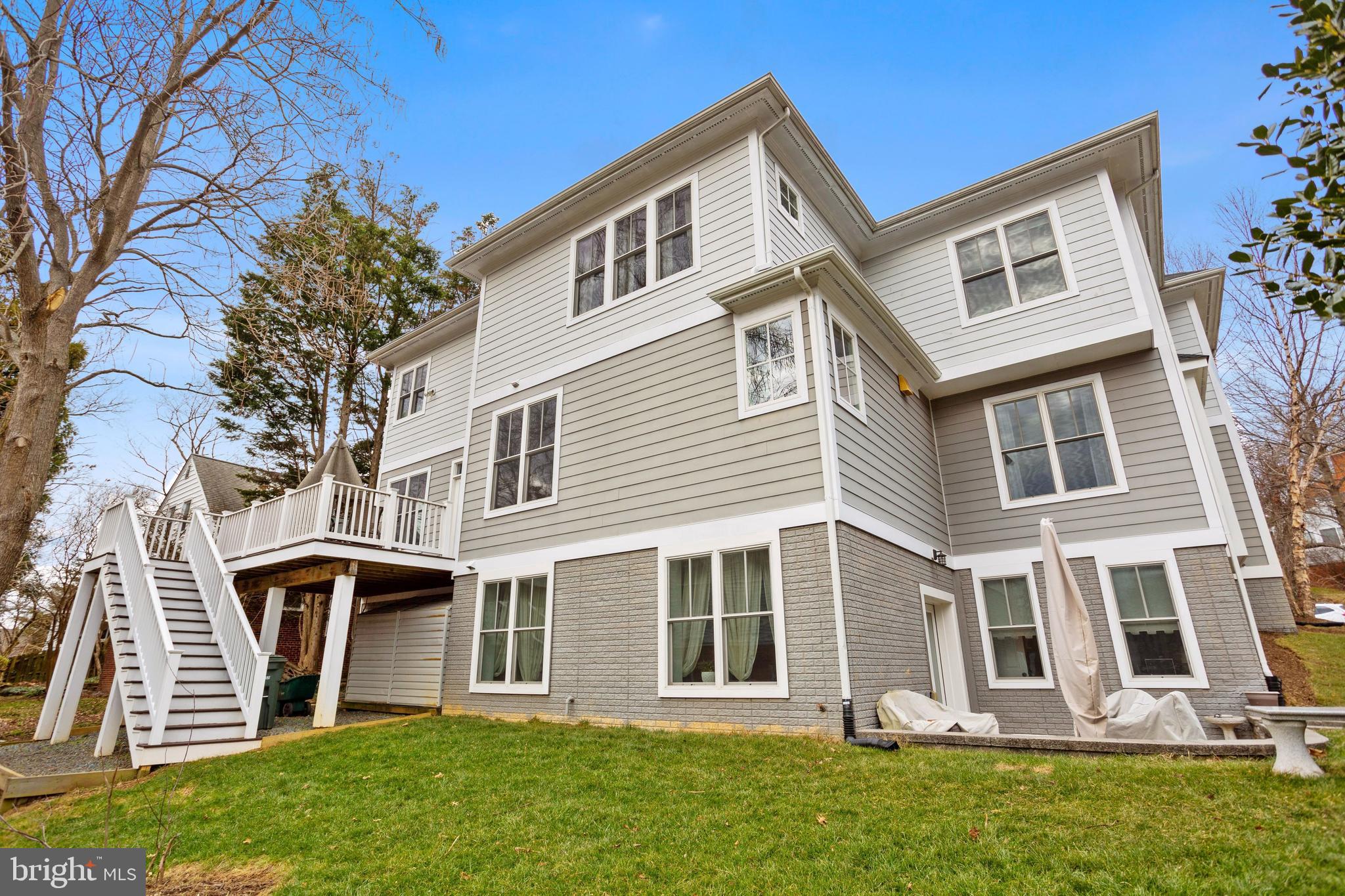 LEEWAY HEIGHTS - Residential