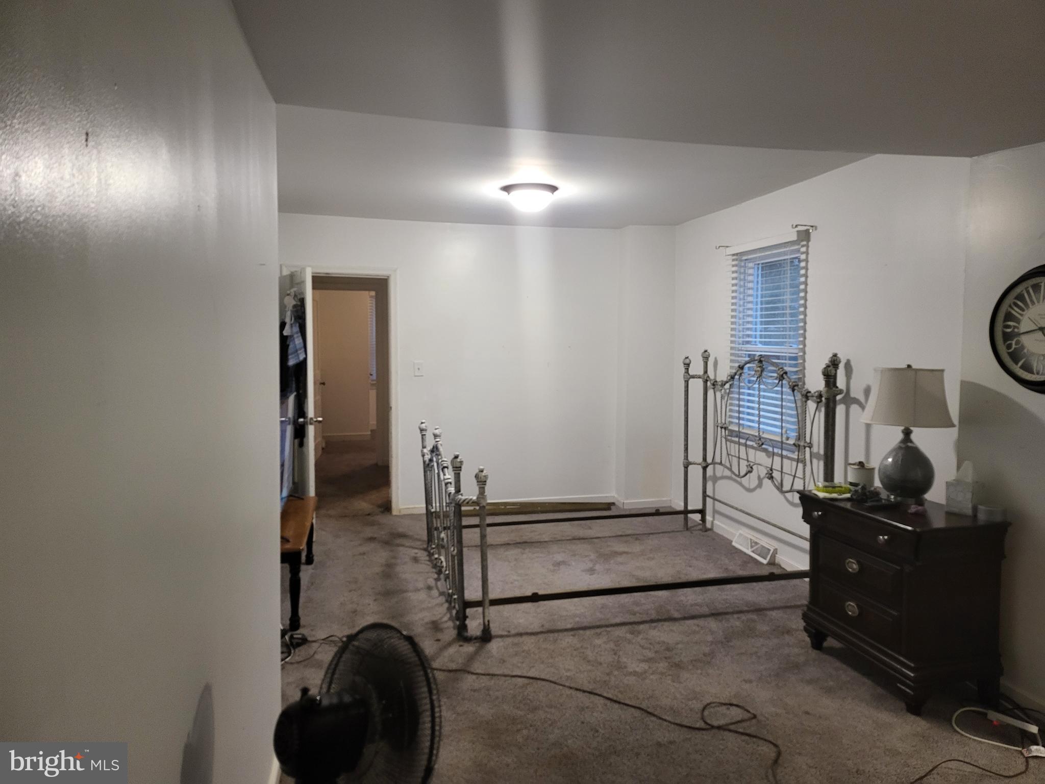 WALNUT HILL - Residential