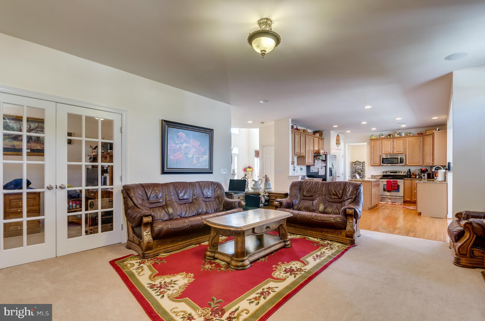 LAKELAND PLACE - Residential