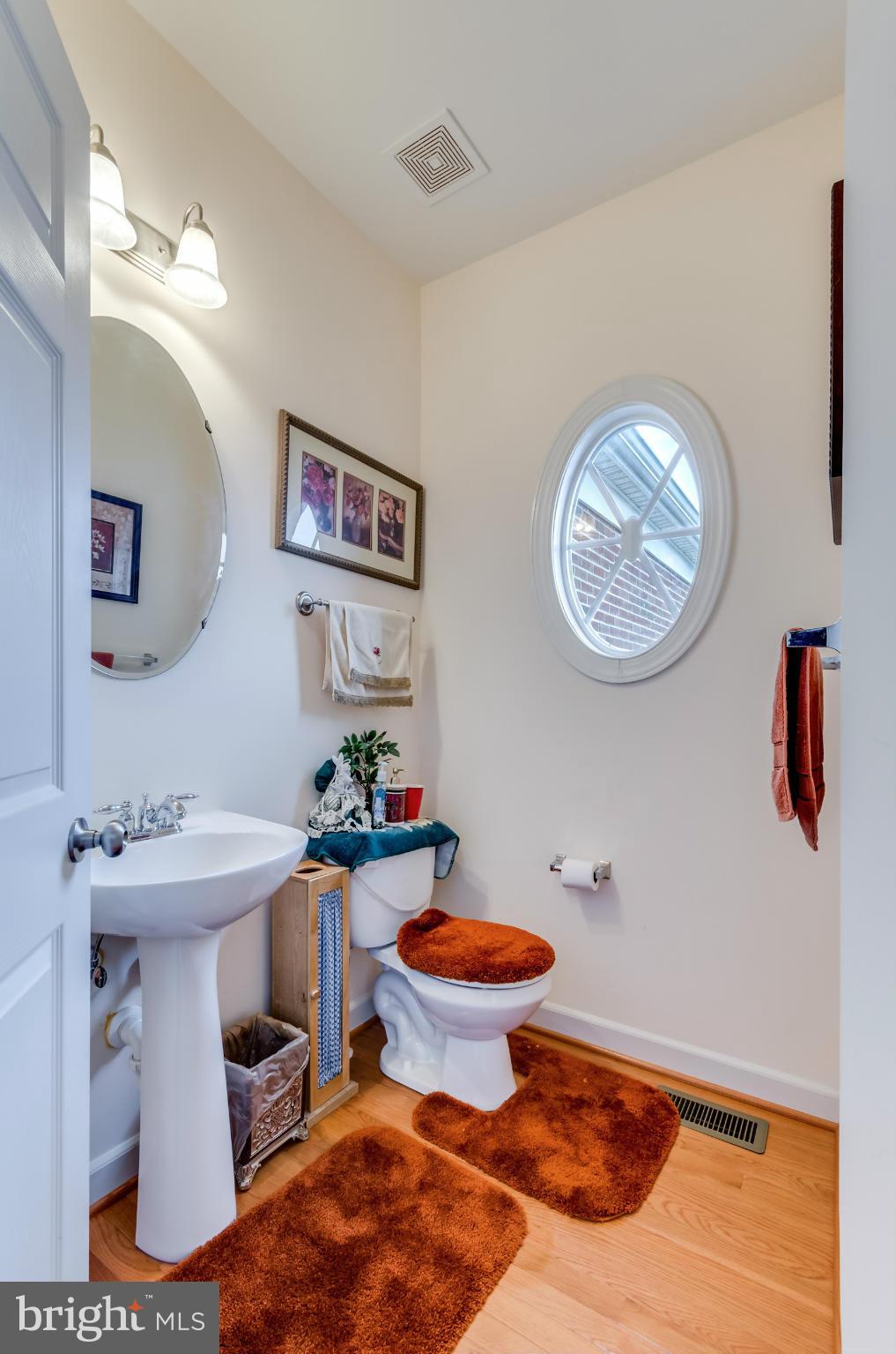 LAKELAND PLACE - Residential