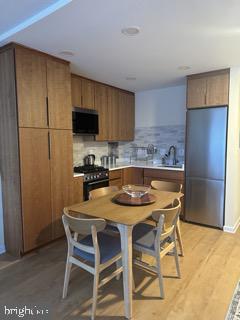 WILLOUGHBY OF CHEVY CHASE - Residential Lease