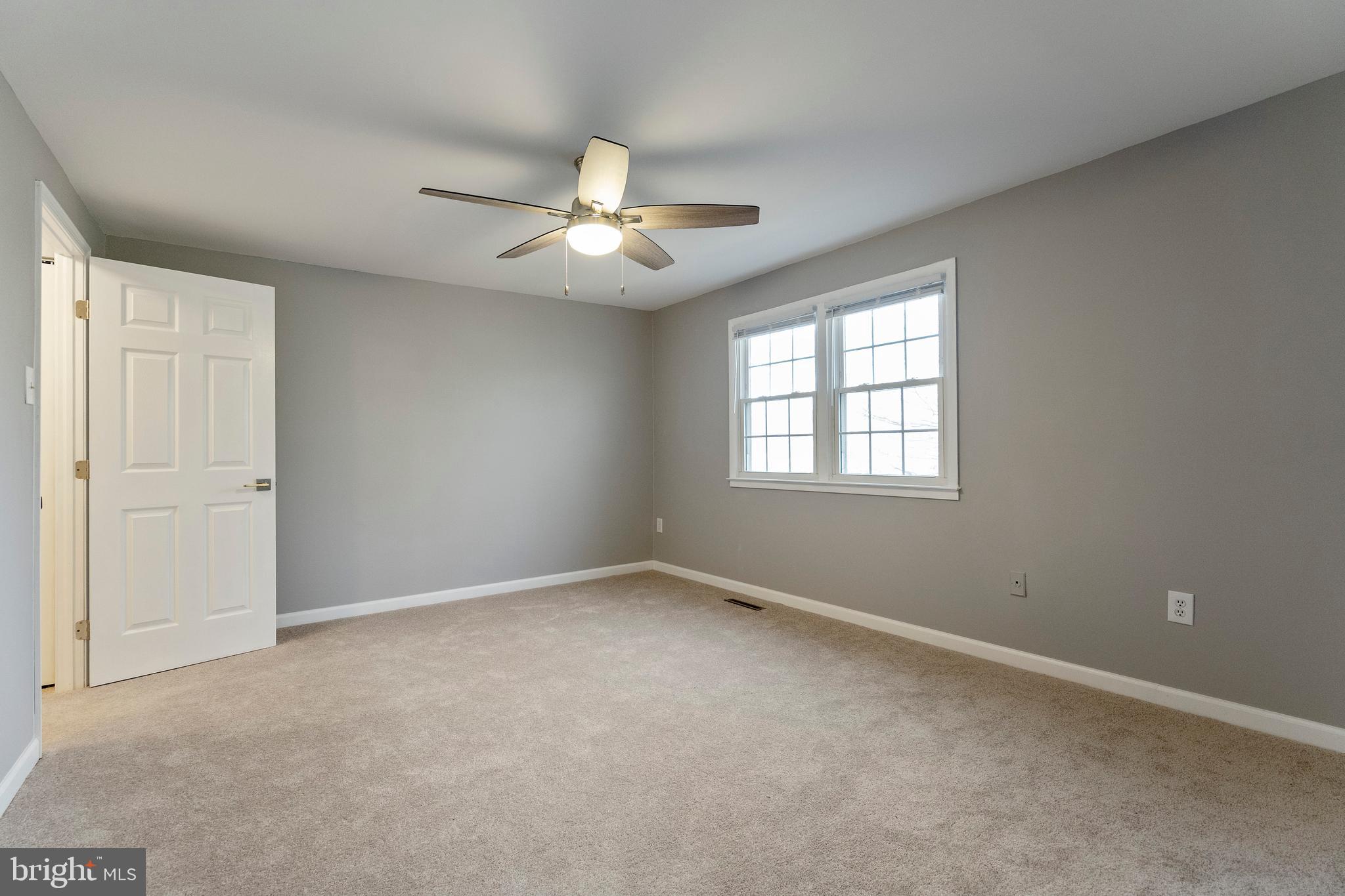CROFTON SQUARE - Residential Lease