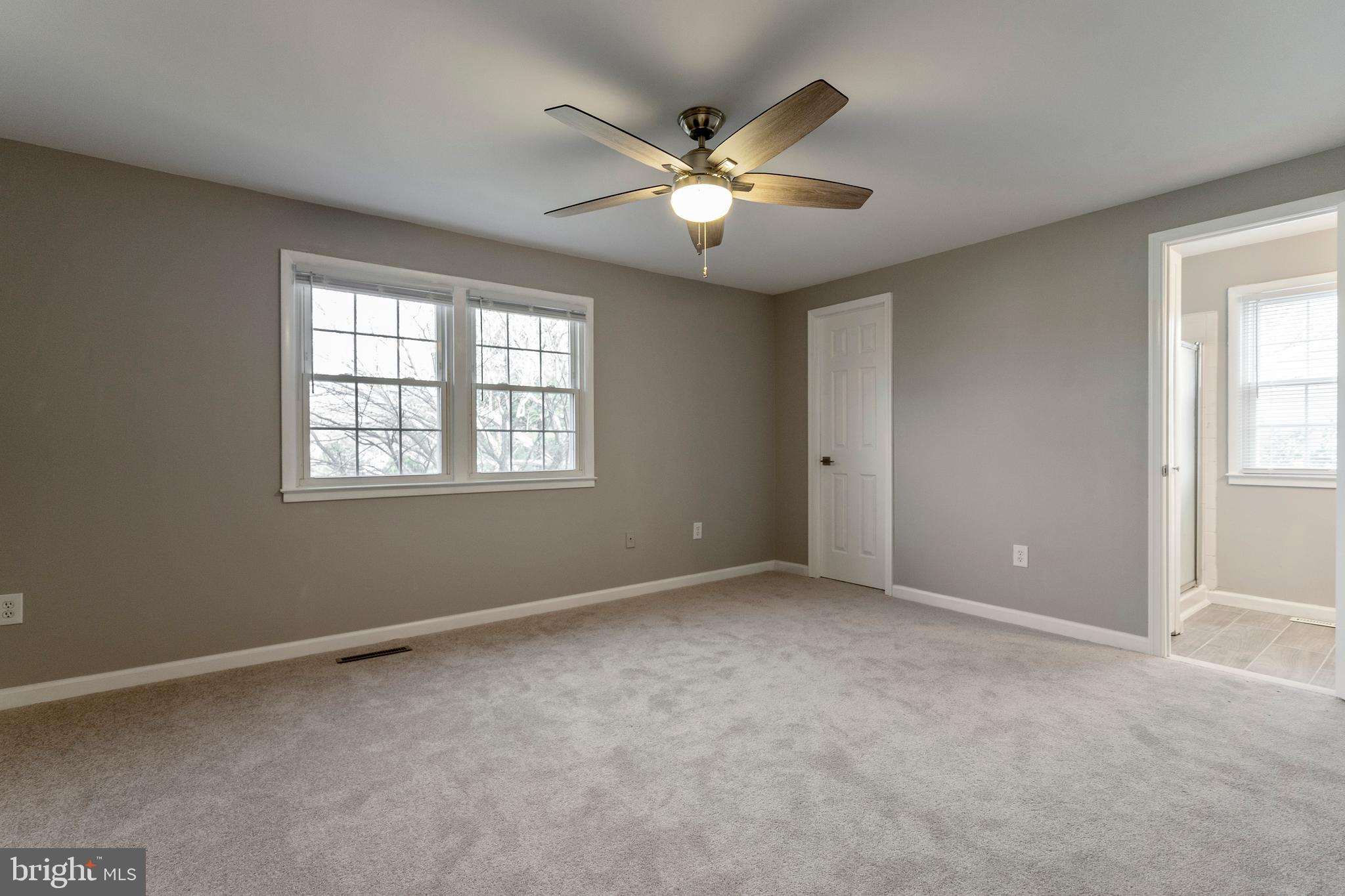 CROFTON SQUARE - Residential Lease