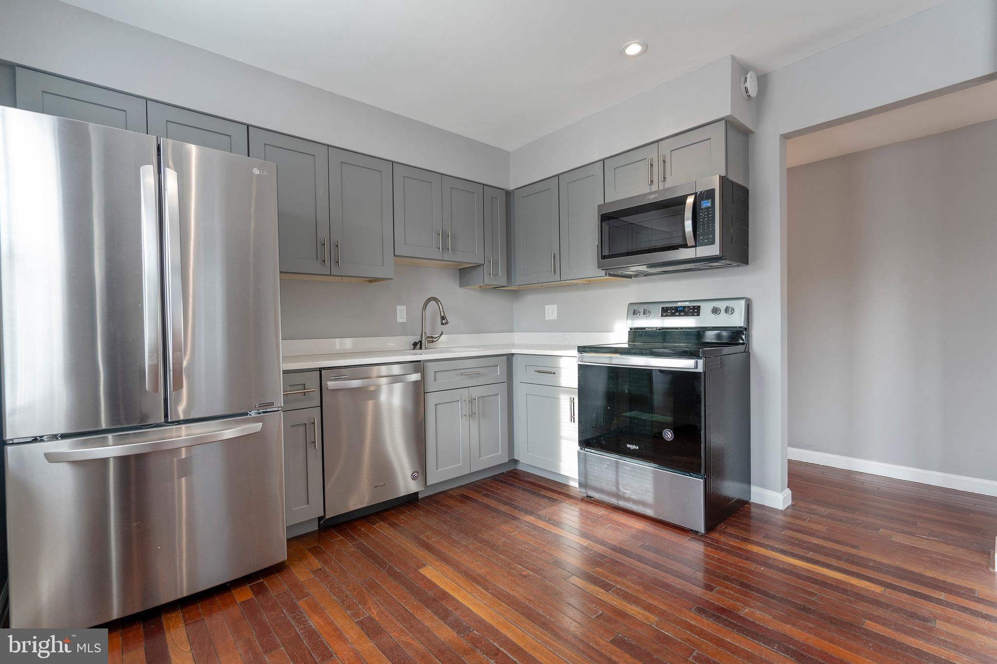 CROFTON SQUARE - Residential Lease