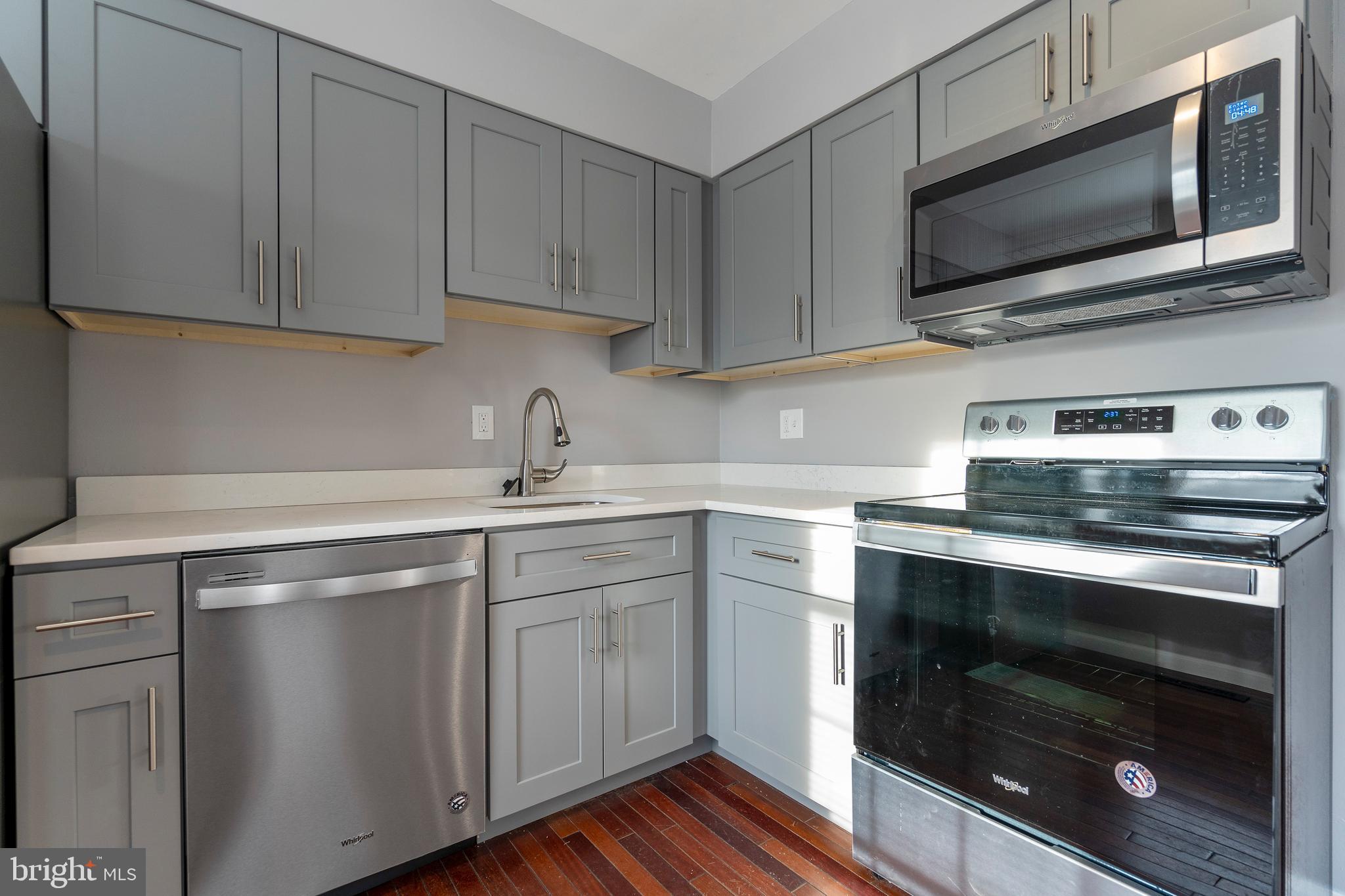 CROFTON SQUARE - Residential Lease