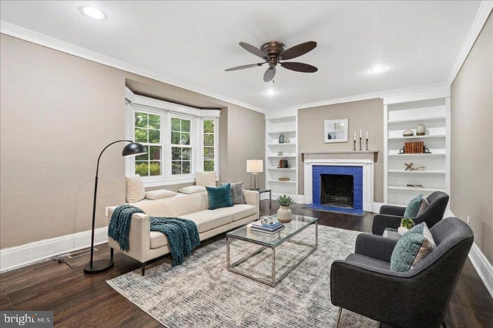 ROLAND PARK - Residential