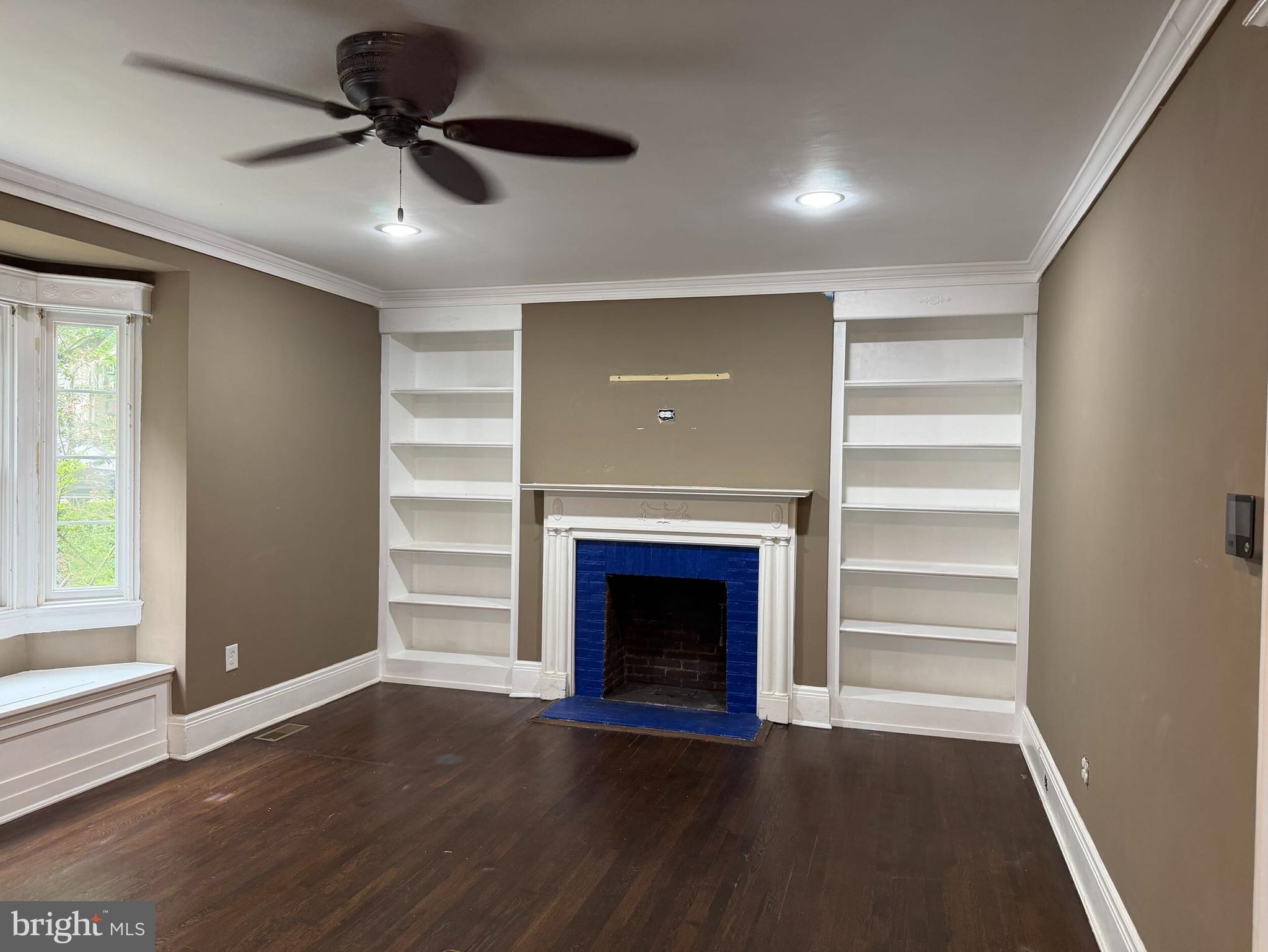 ROLAND PARK - Residential