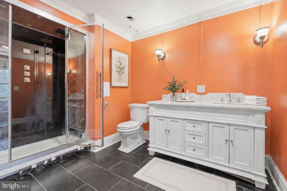 ROLAND PARK - Residential
