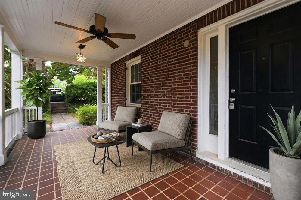 ROLAND PARK - Residential
