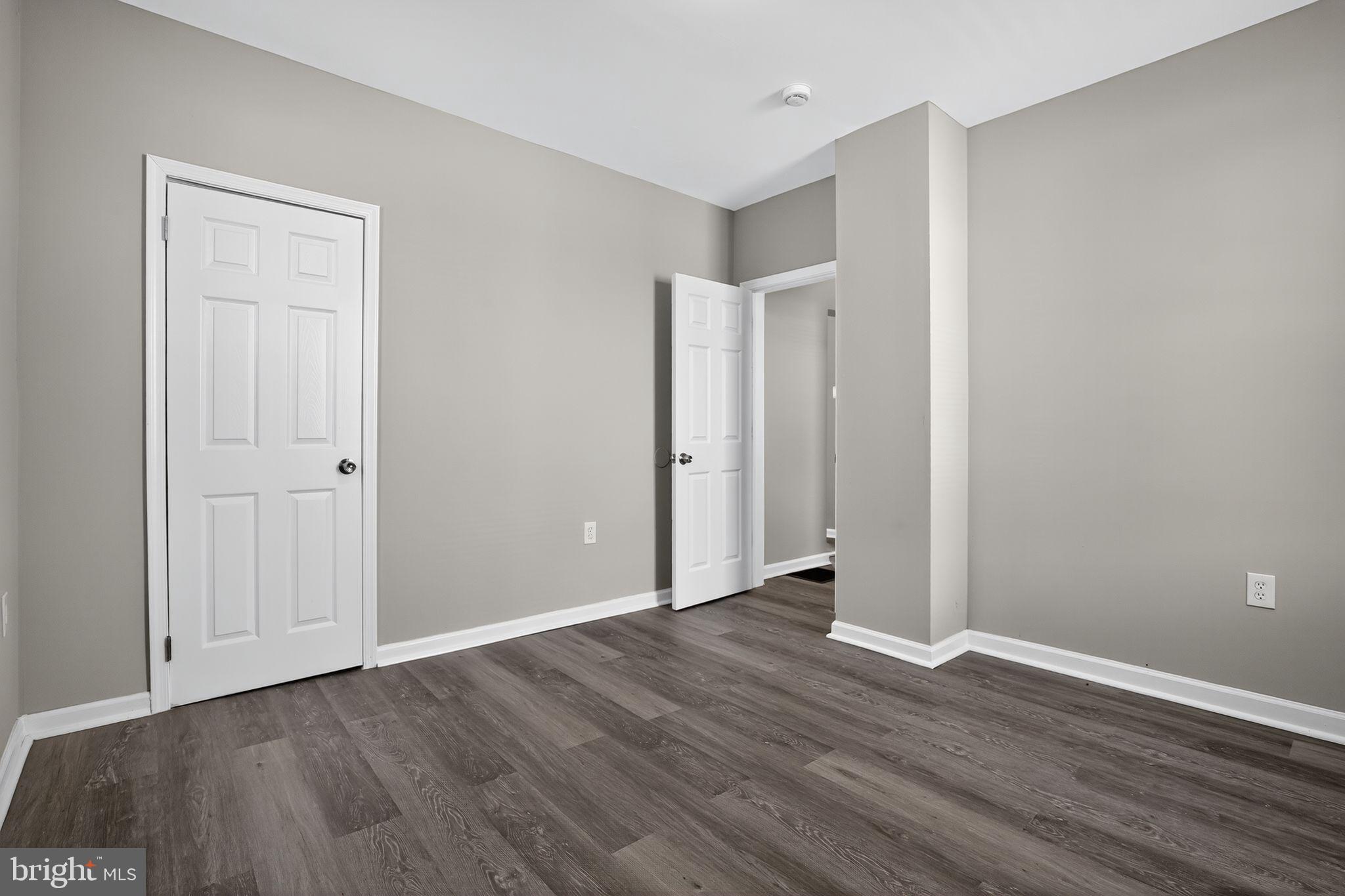HOWARD PARK - Residential