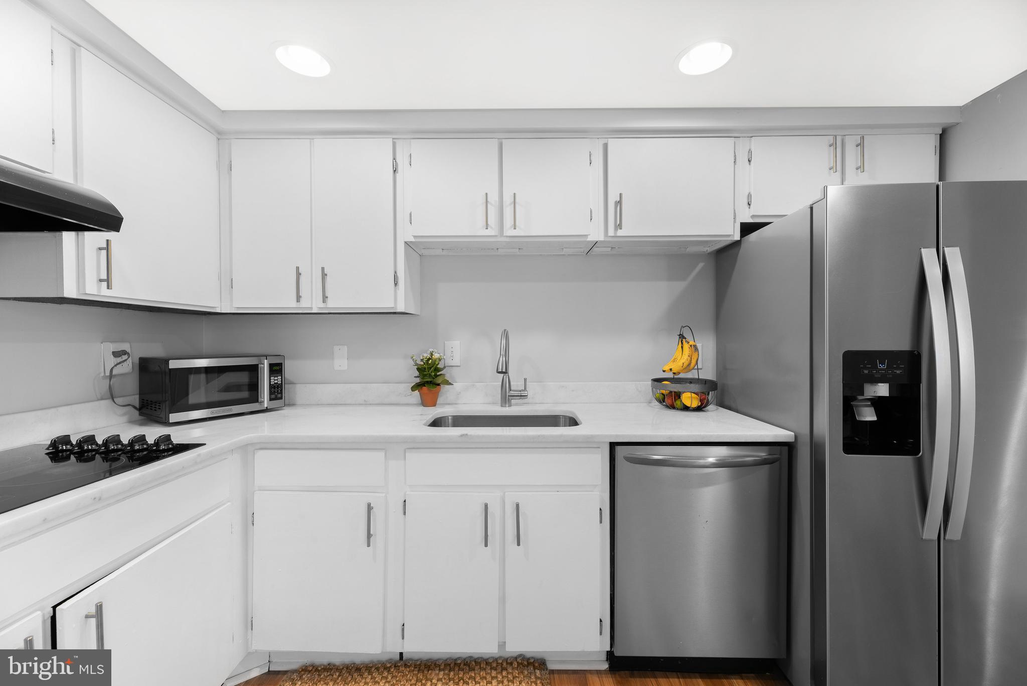 CROFTON TOWNE - Residential