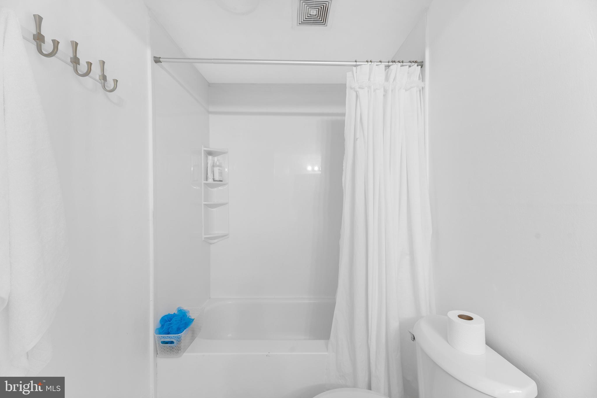 CROFTON TOWNE - Residential