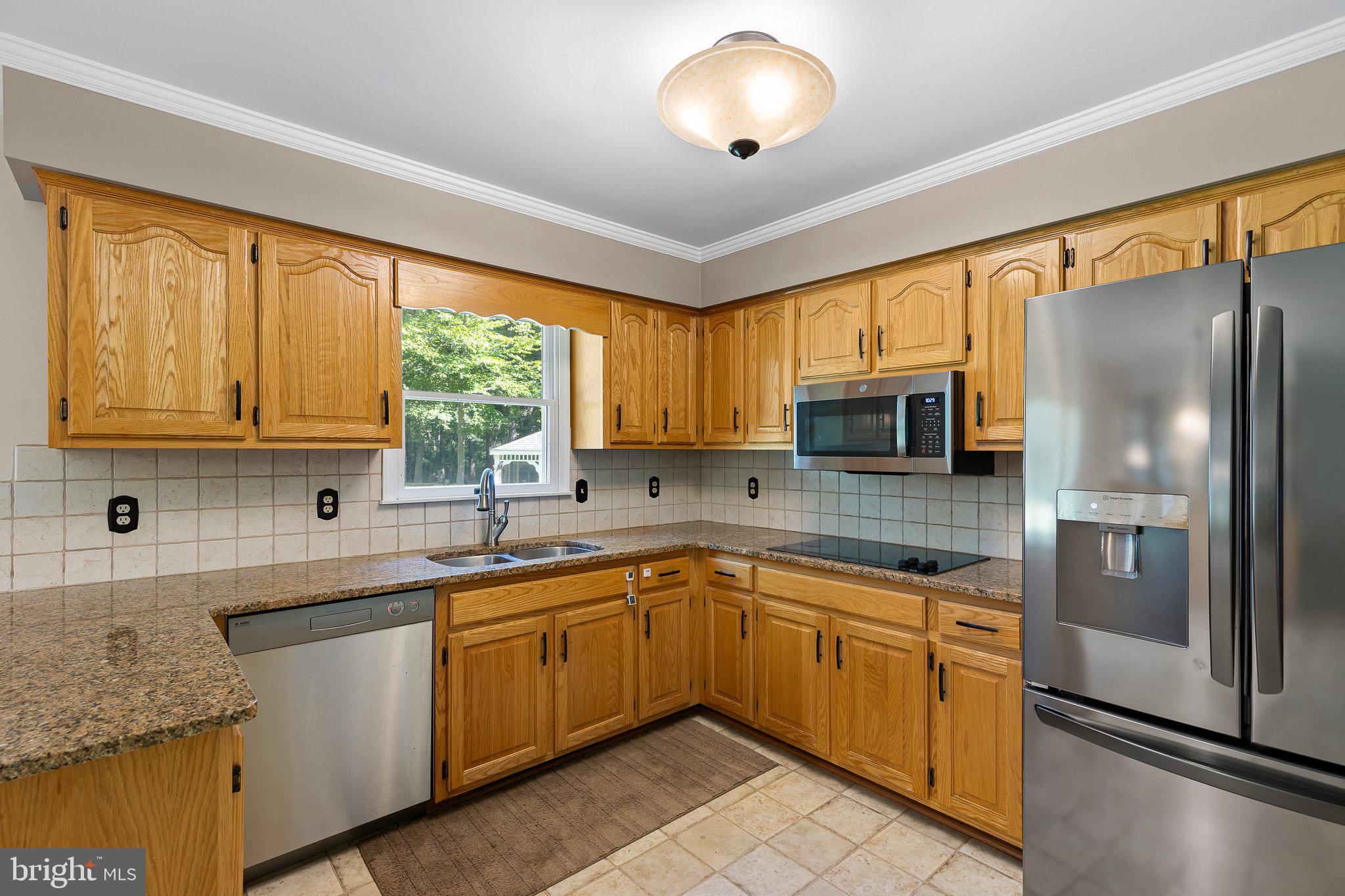 105 THOROUGHFARE NECK ROAD