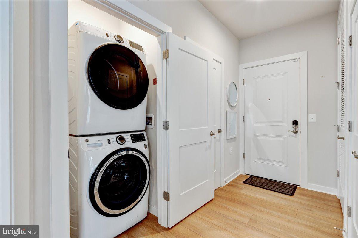 TALL OAKS - Residential Lease