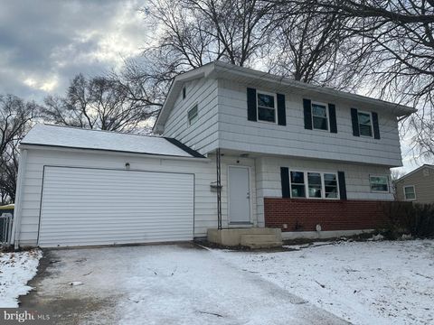 17 PEARSON DRIVE NEWARK DE 19713