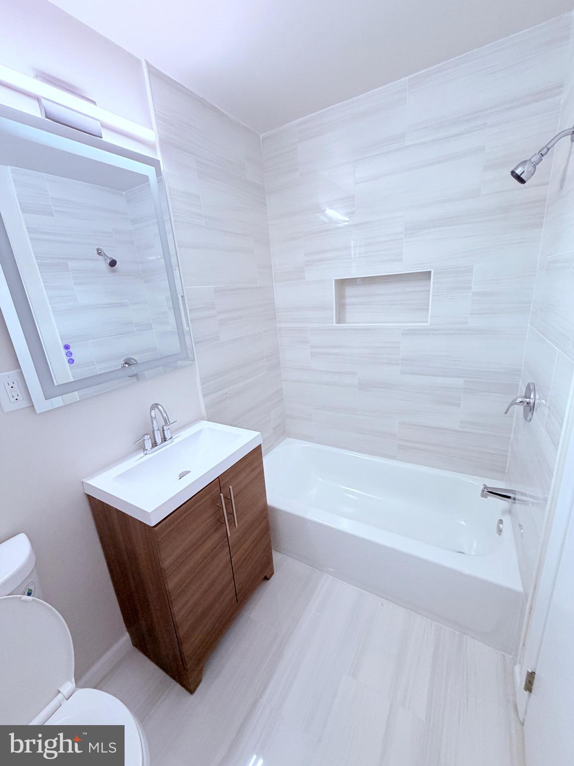 CHRISTIANA - Residential