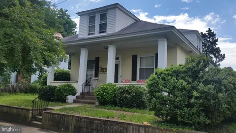 809 Bay Ridge Avenue Unit 3, Annapolis, MD MLS: MDAA2132274