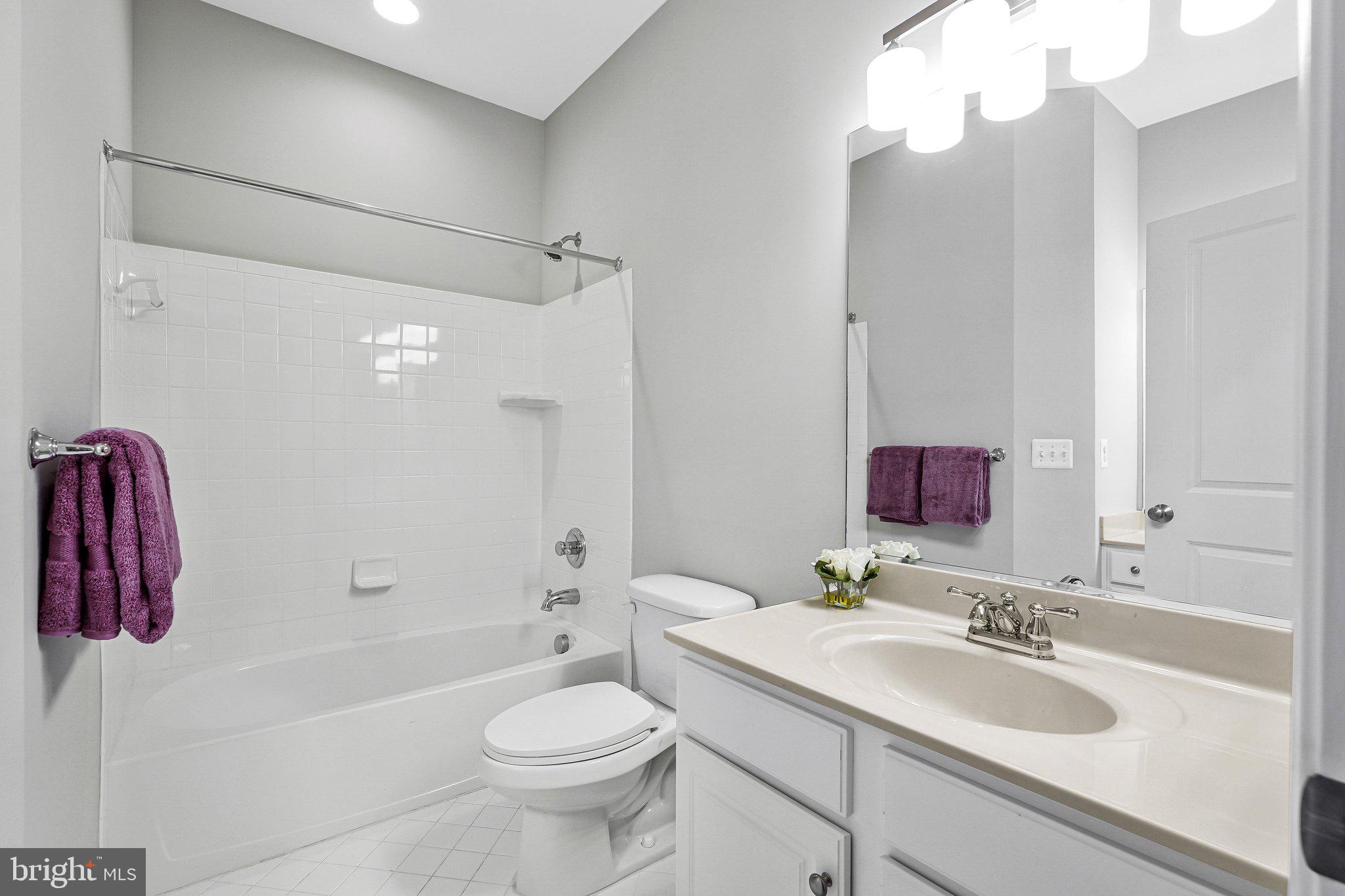 POPLAR RUN - Residential