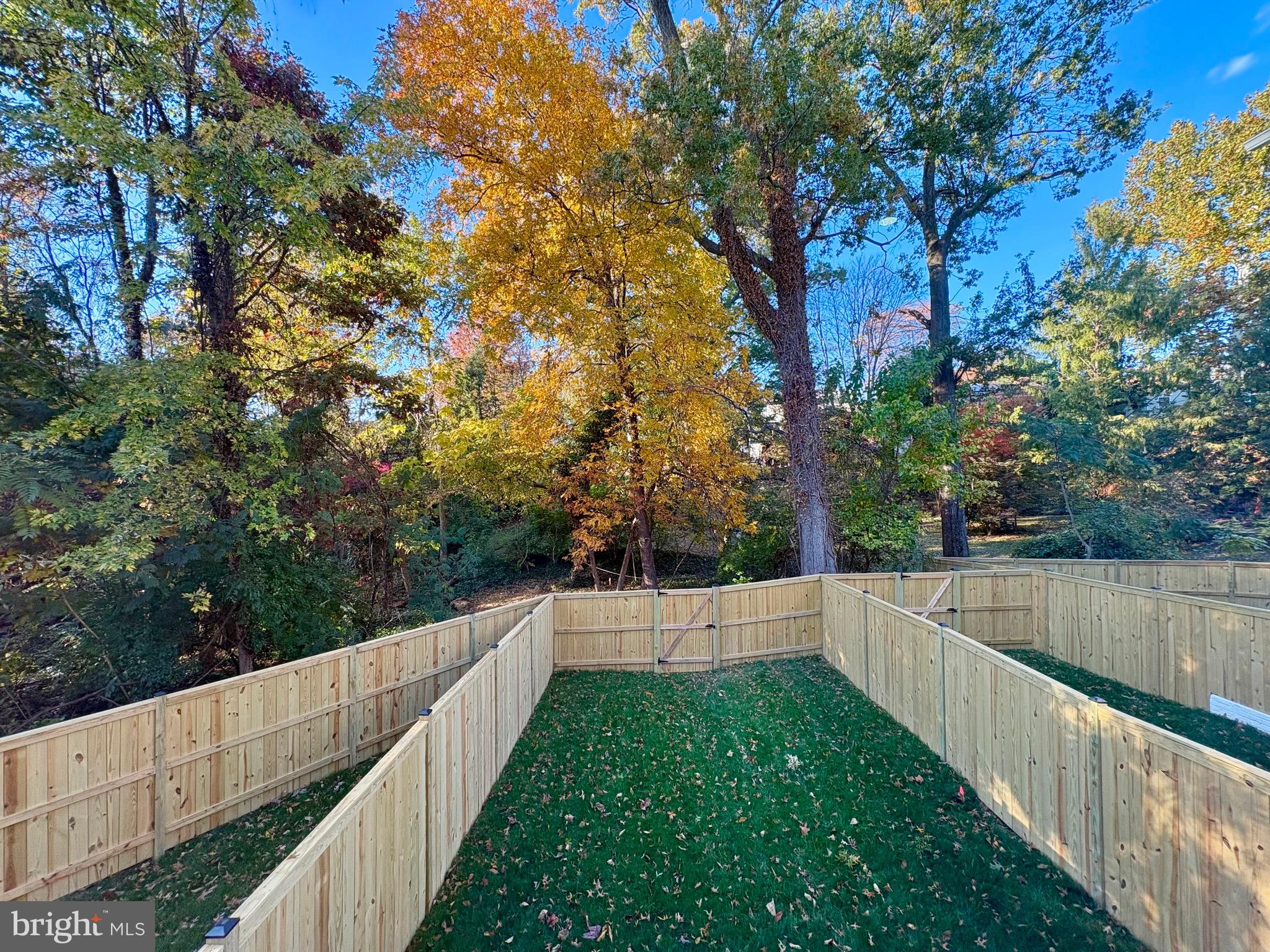 GLENMORE - Residential Lease