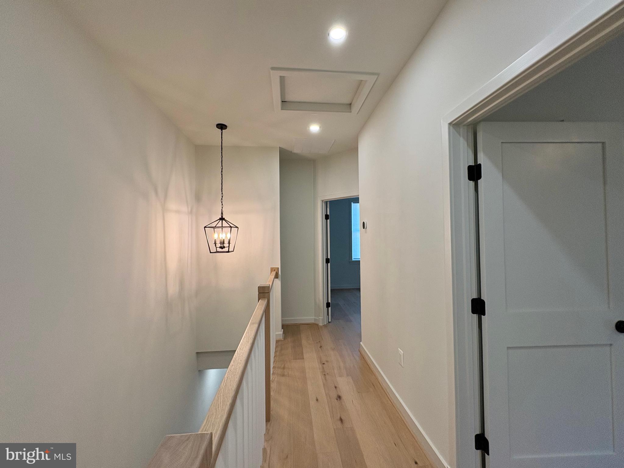 GLENMORE - Residential Lease