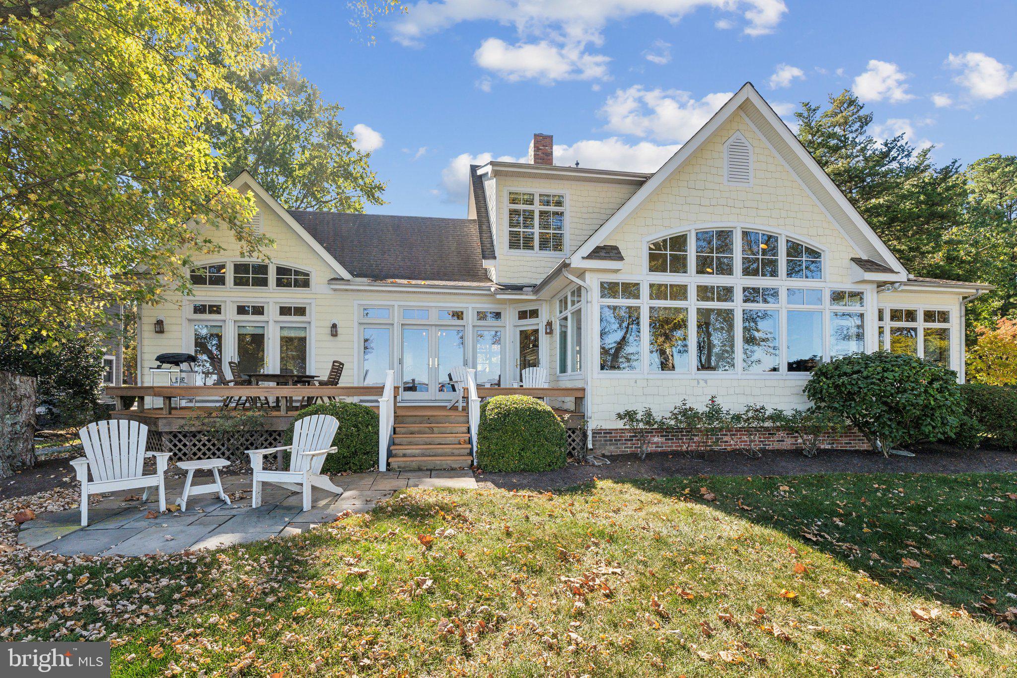 RIO VISTA - Residential