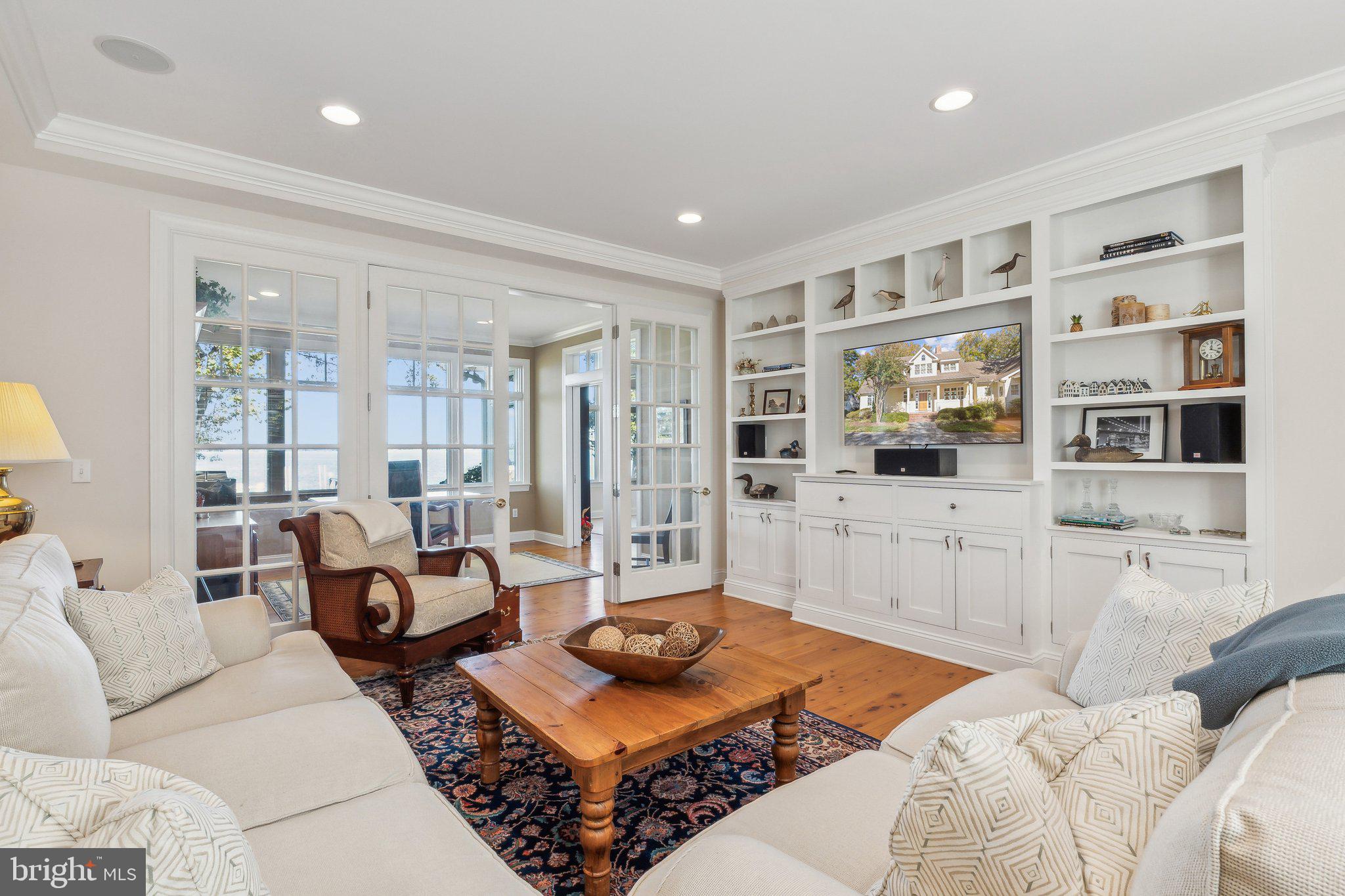 RIO VISTA - Residential